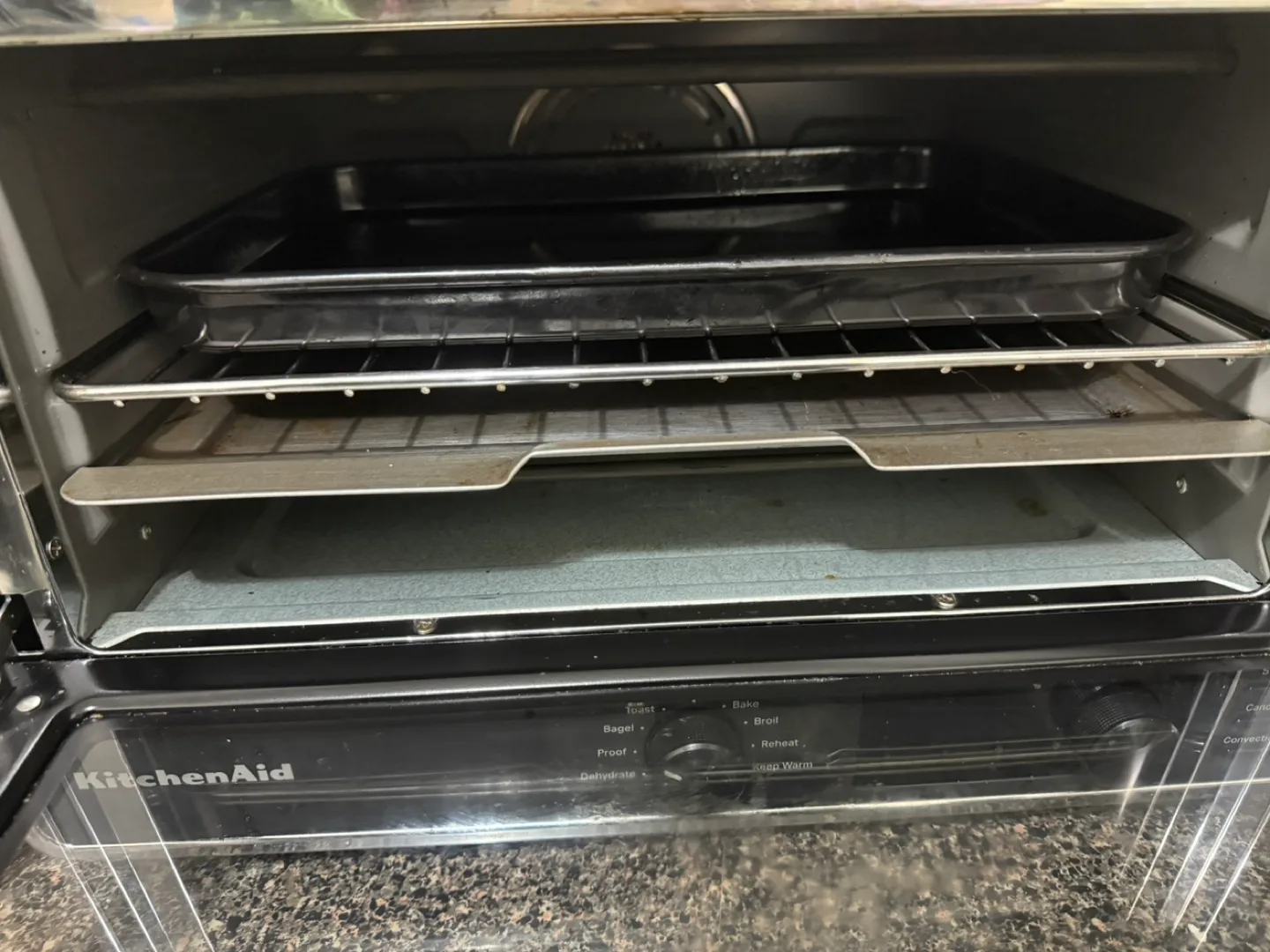 KitchenAid Digital Countertop Oven with Air Fry image indicator(2)