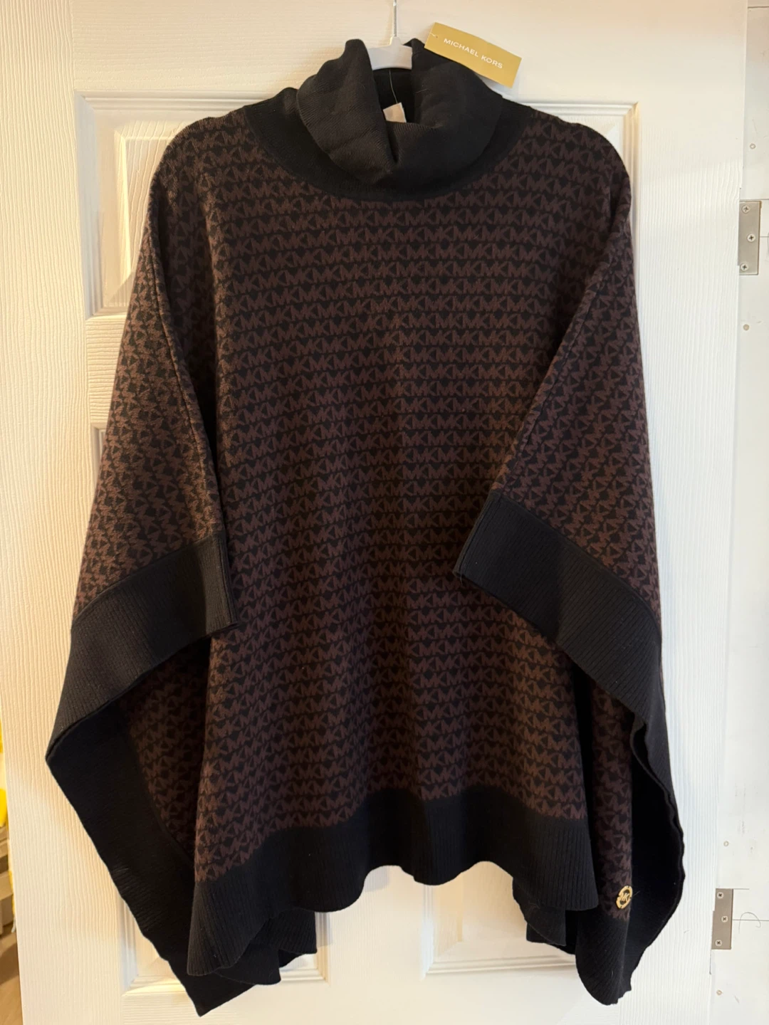 Michael Kors Chocolate Poncho - Size L/XL