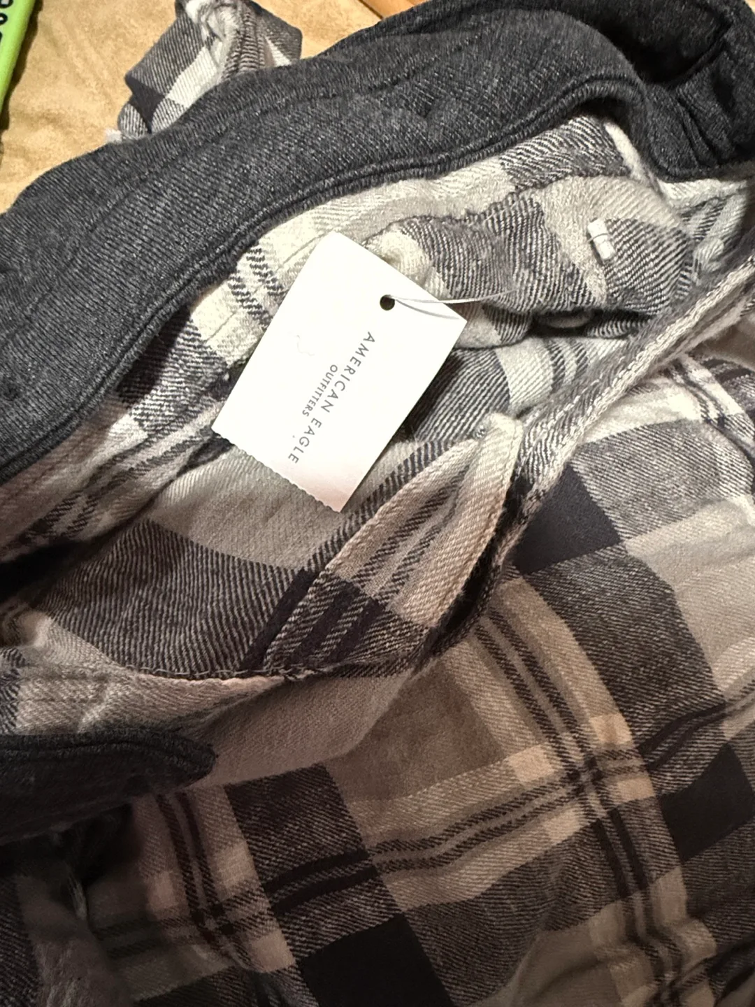 American Eagle L Plaid Hooded Flannel image indicator(4)