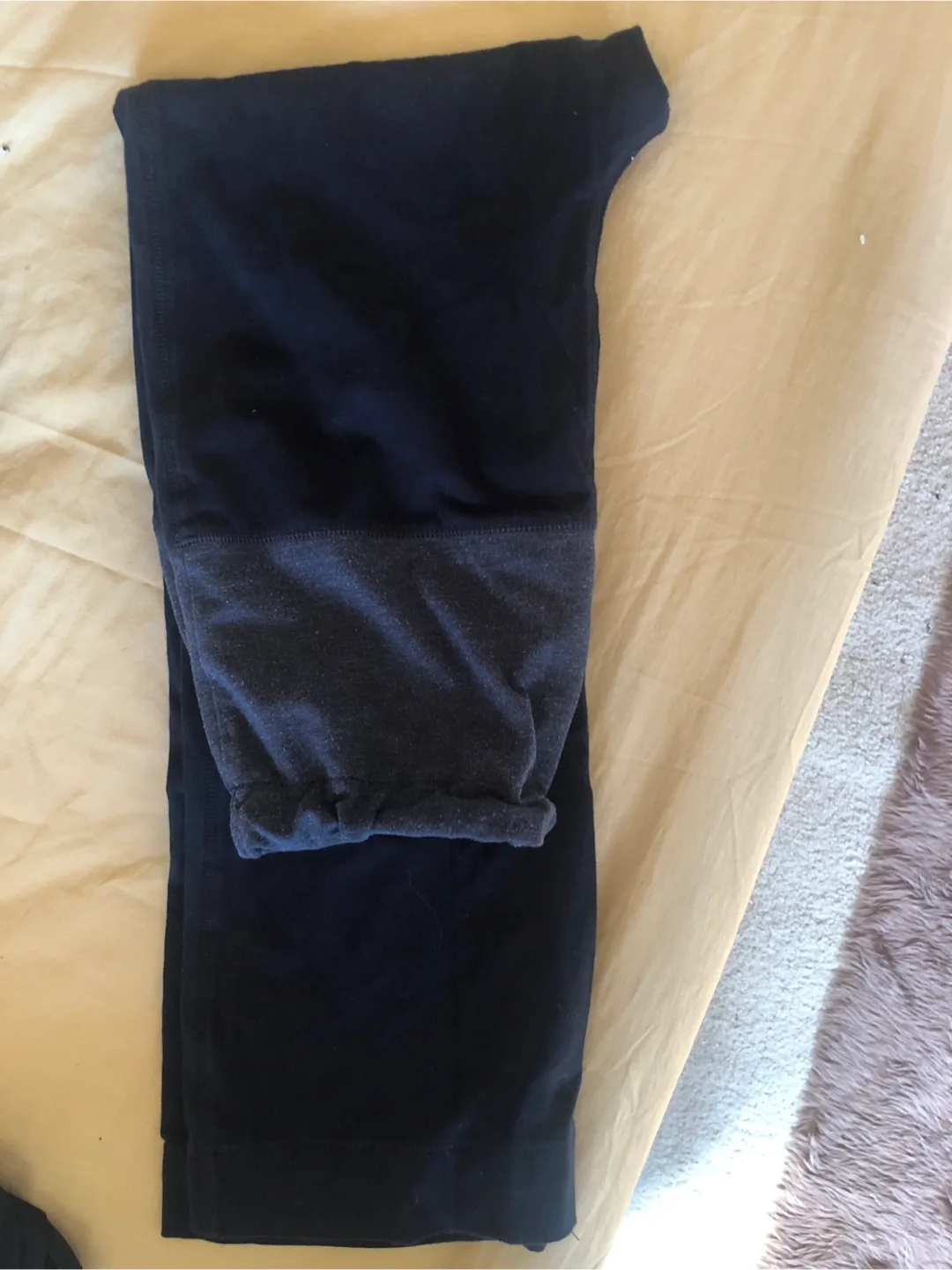 Black Pants thumbnail