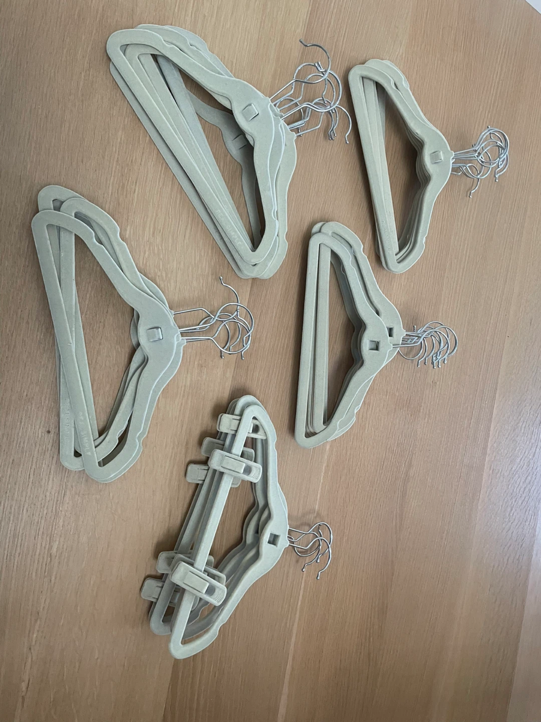 Kids Clothes Hangers (Pack of 40)