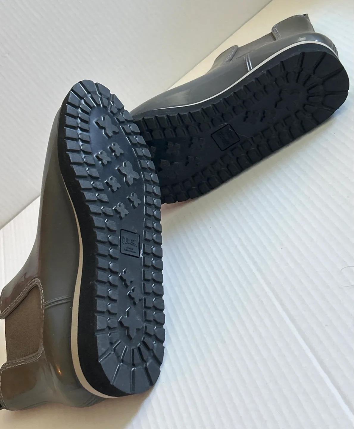 Cougar - Kensington Grey Rain Boots - Brand New image indicator(3)