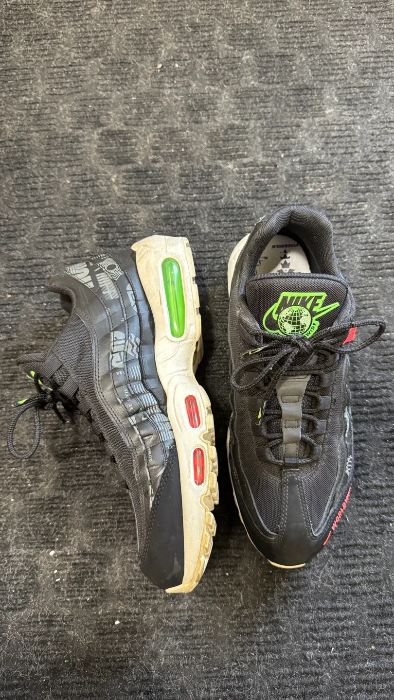 Nike Air Max 95 Worldwide Edition Black image indicator(7)
