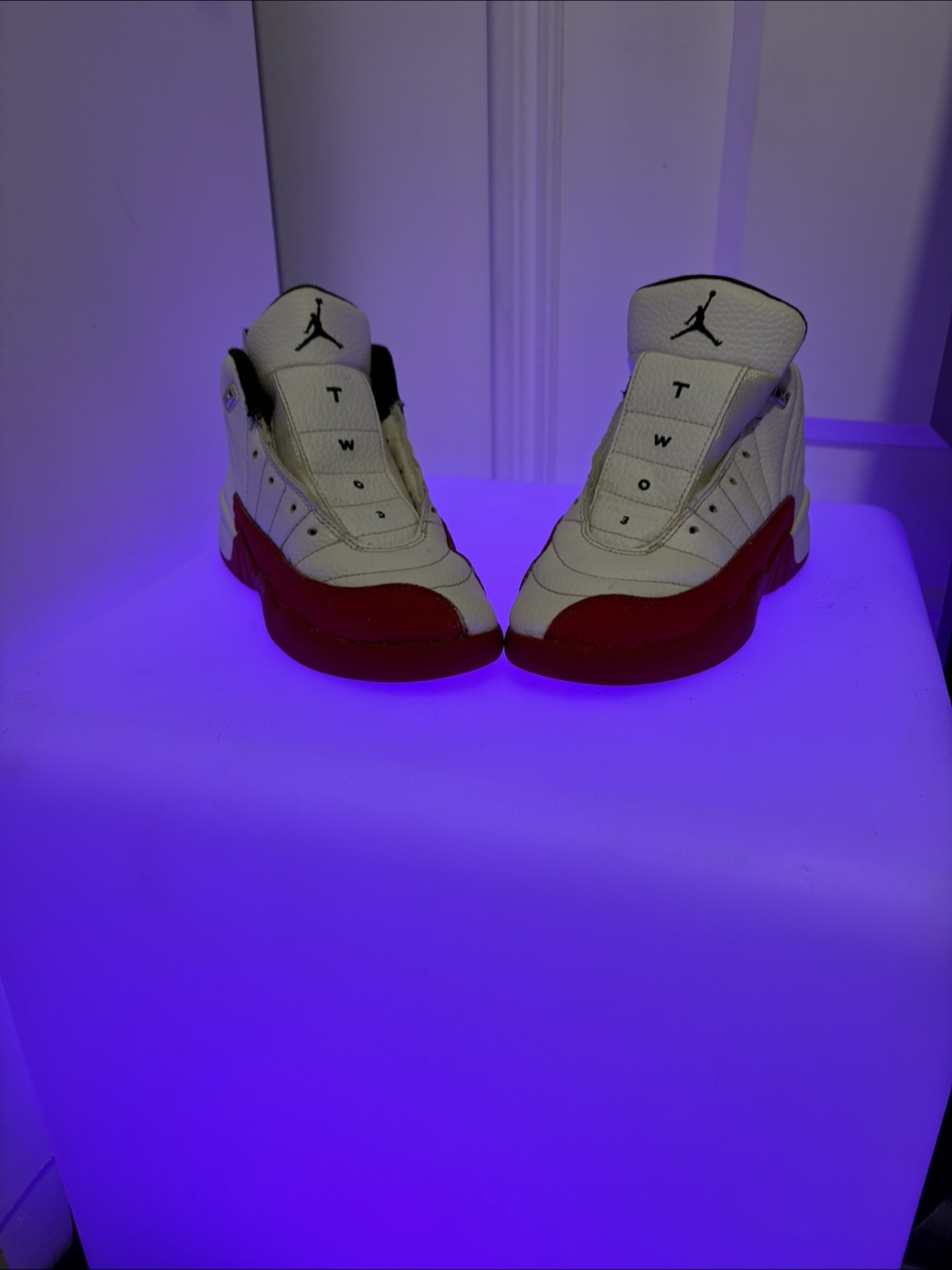 Air Jordan 12 Retro Cherry Kids Shoes - photo 2