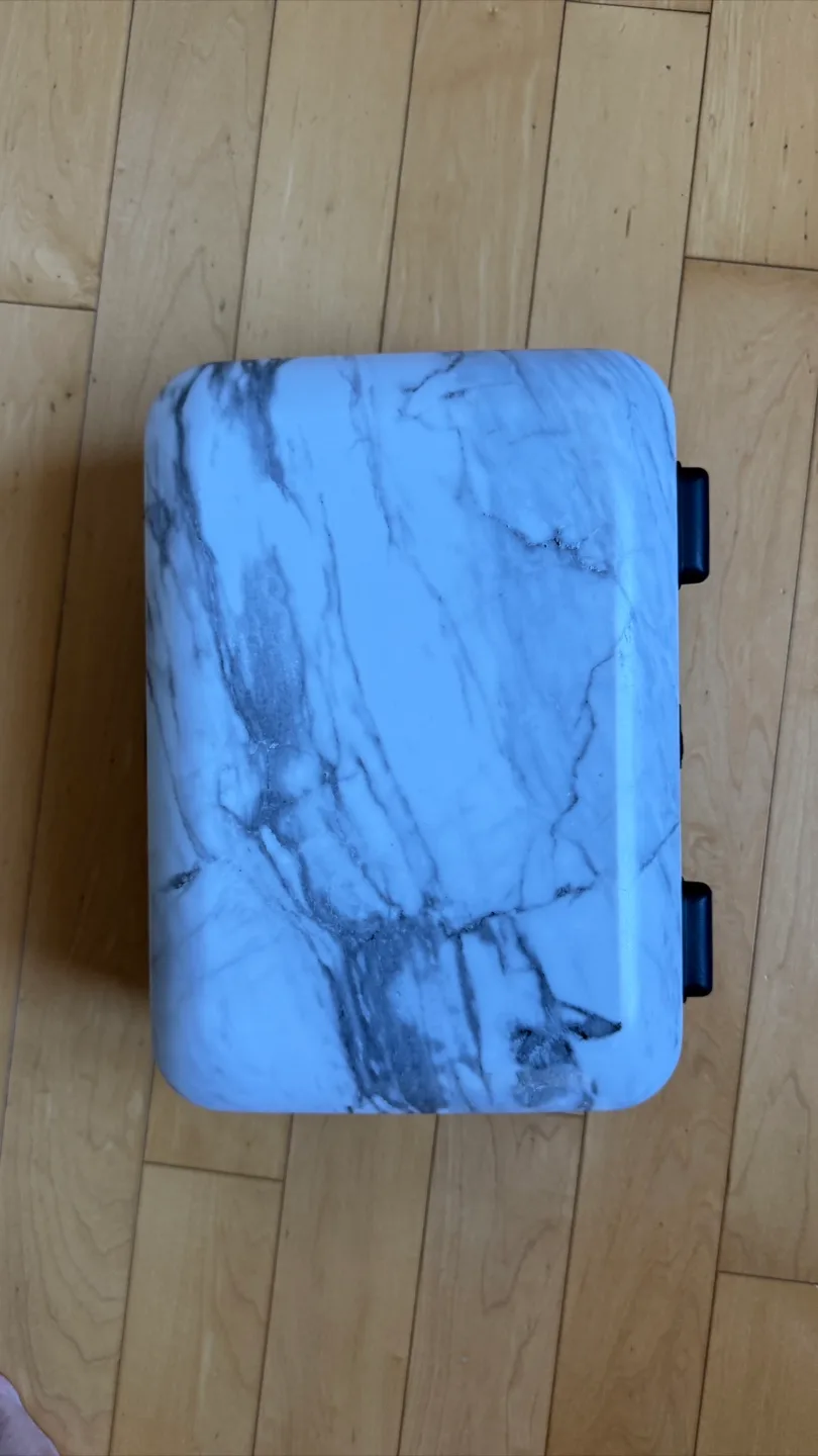 CALPAK Carry-On Suitcase - Marble image indicator(3)