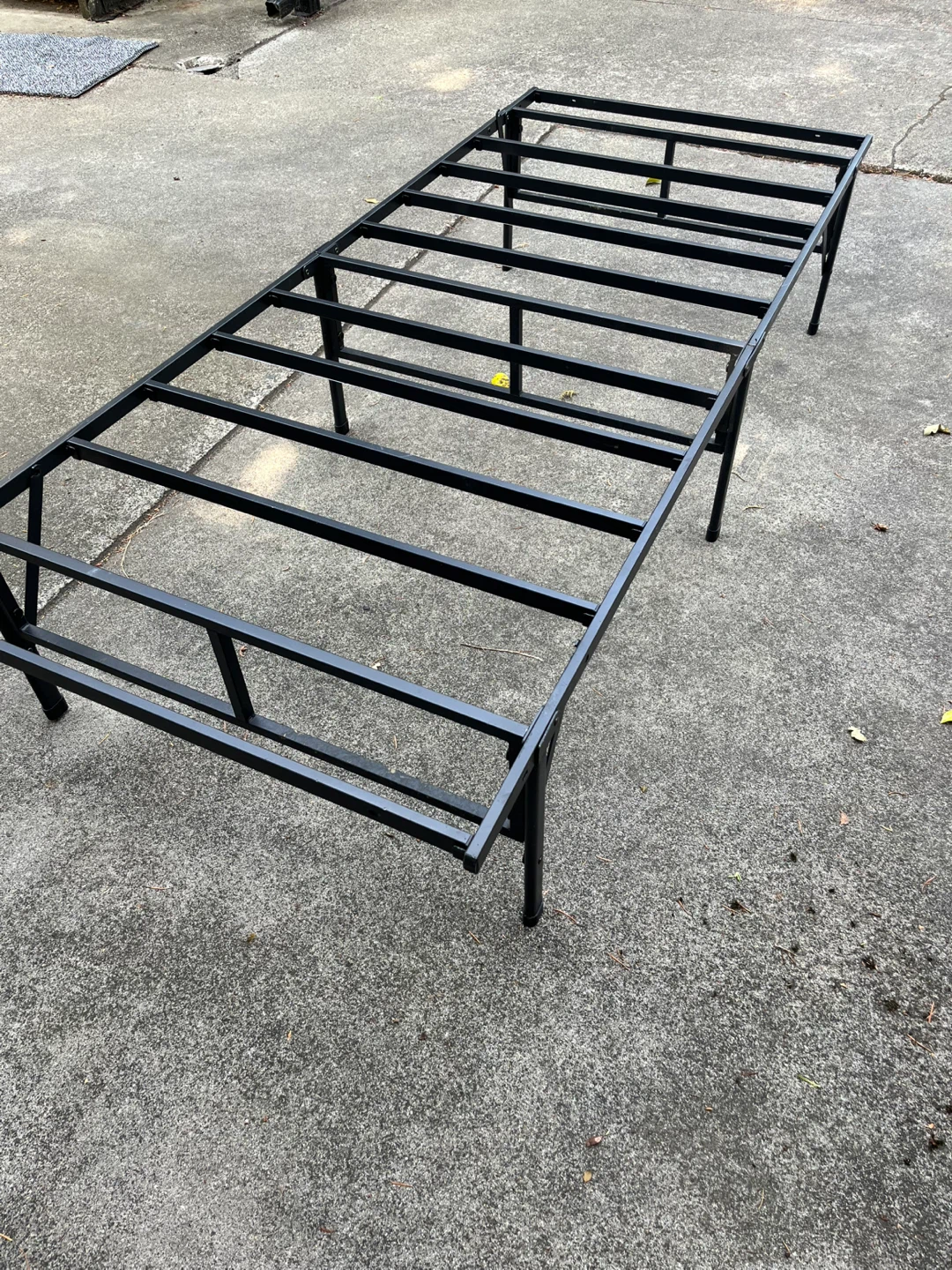 Metal Single Bed Frame - Black - photo 2