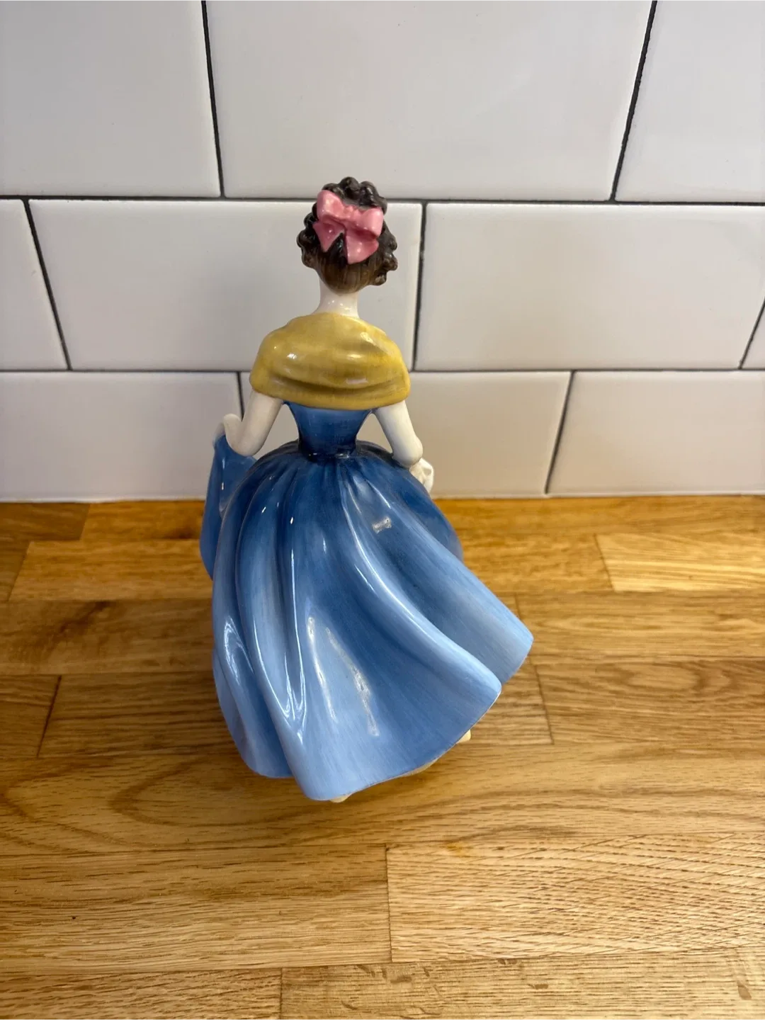 Royal Doulton Melanie Figurine image indicator(2)