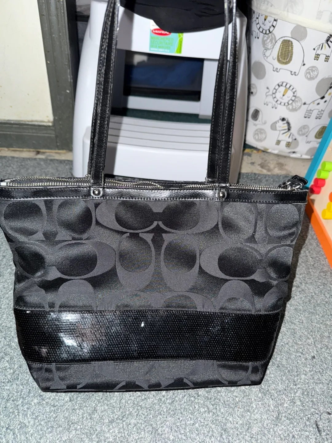 Coach Black Tote Bag image indicator(2)