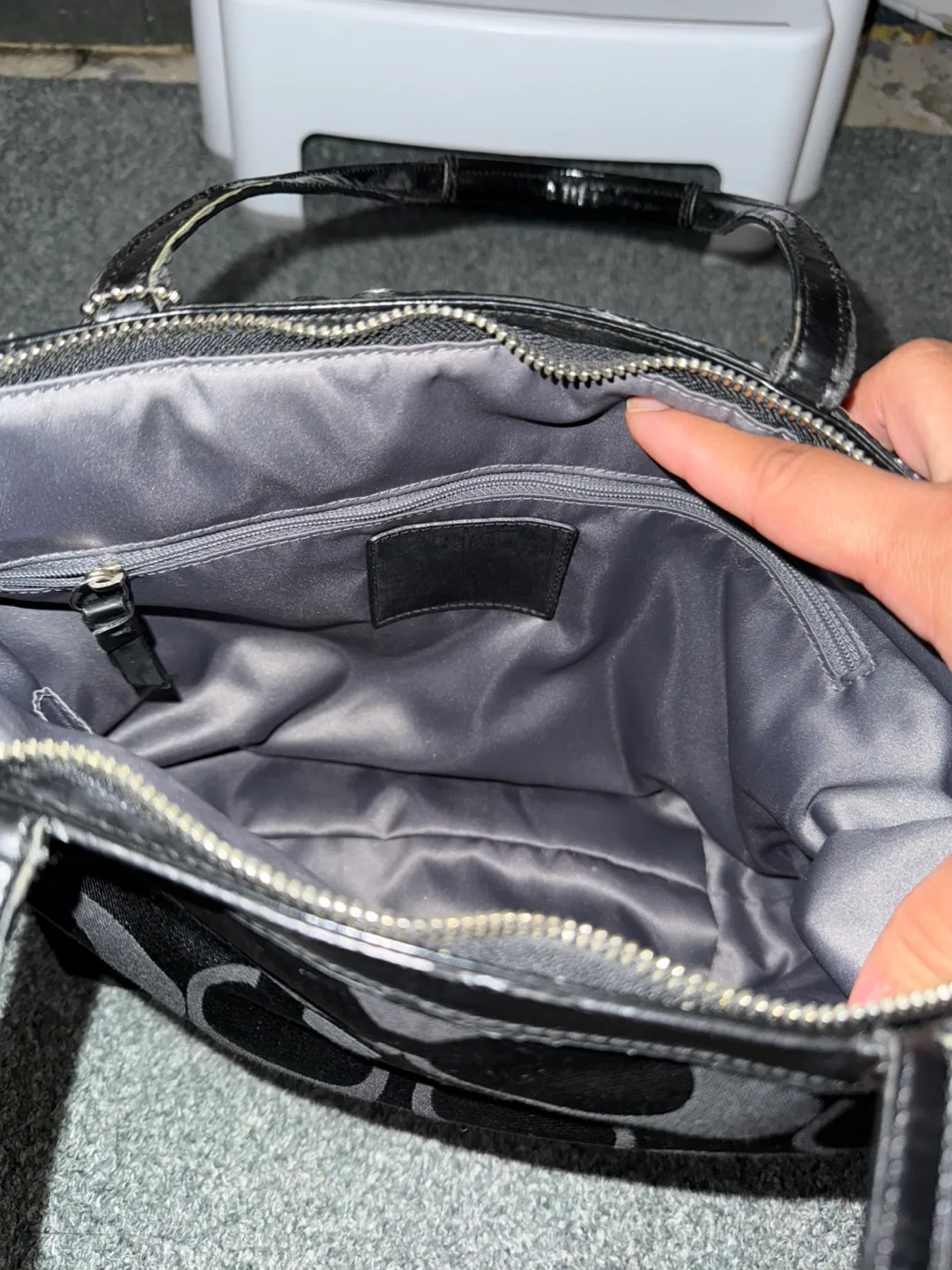 Coach Black Tote Bag image indicator(3)