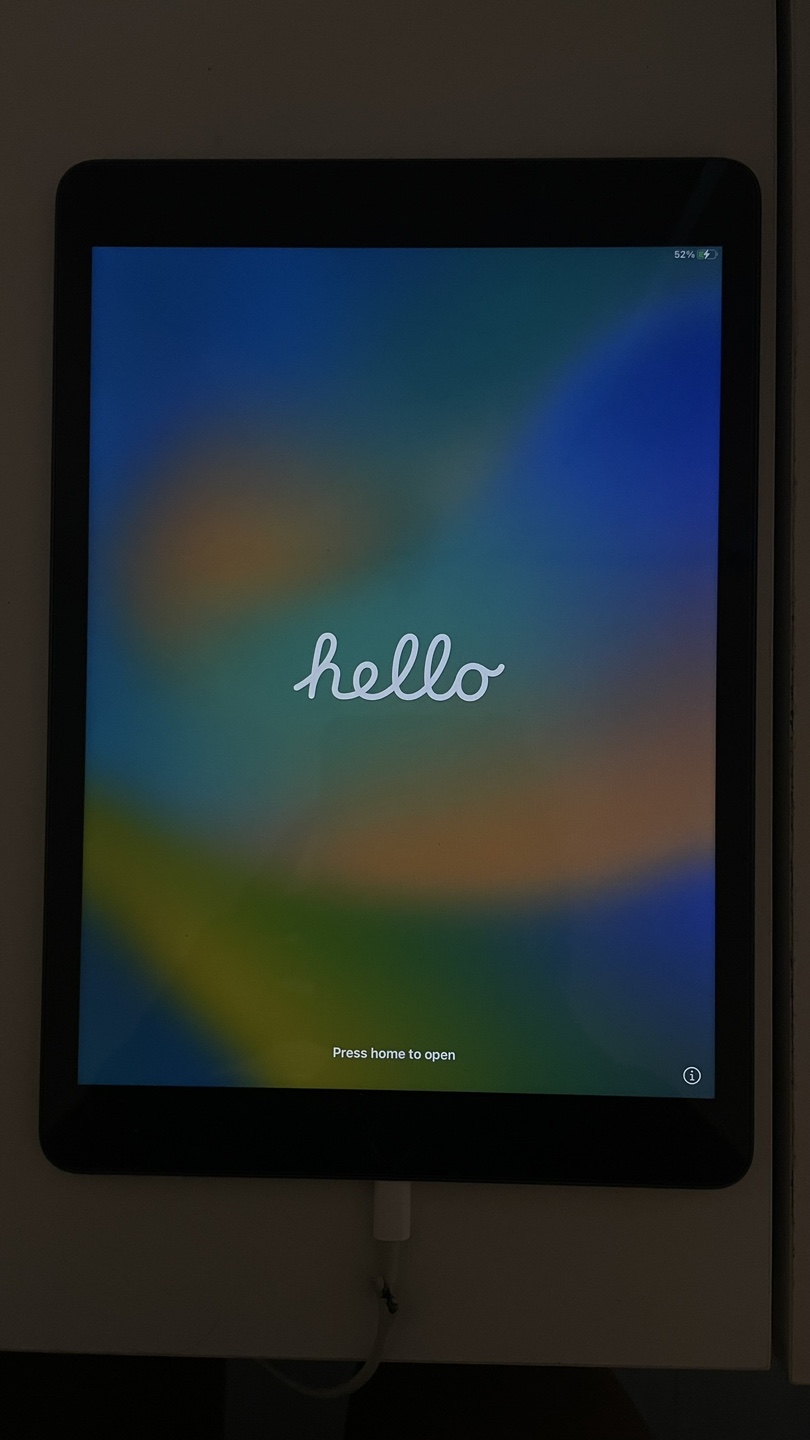 iPad 9th Generation 64 GB with Keyboard, Pencil & Case