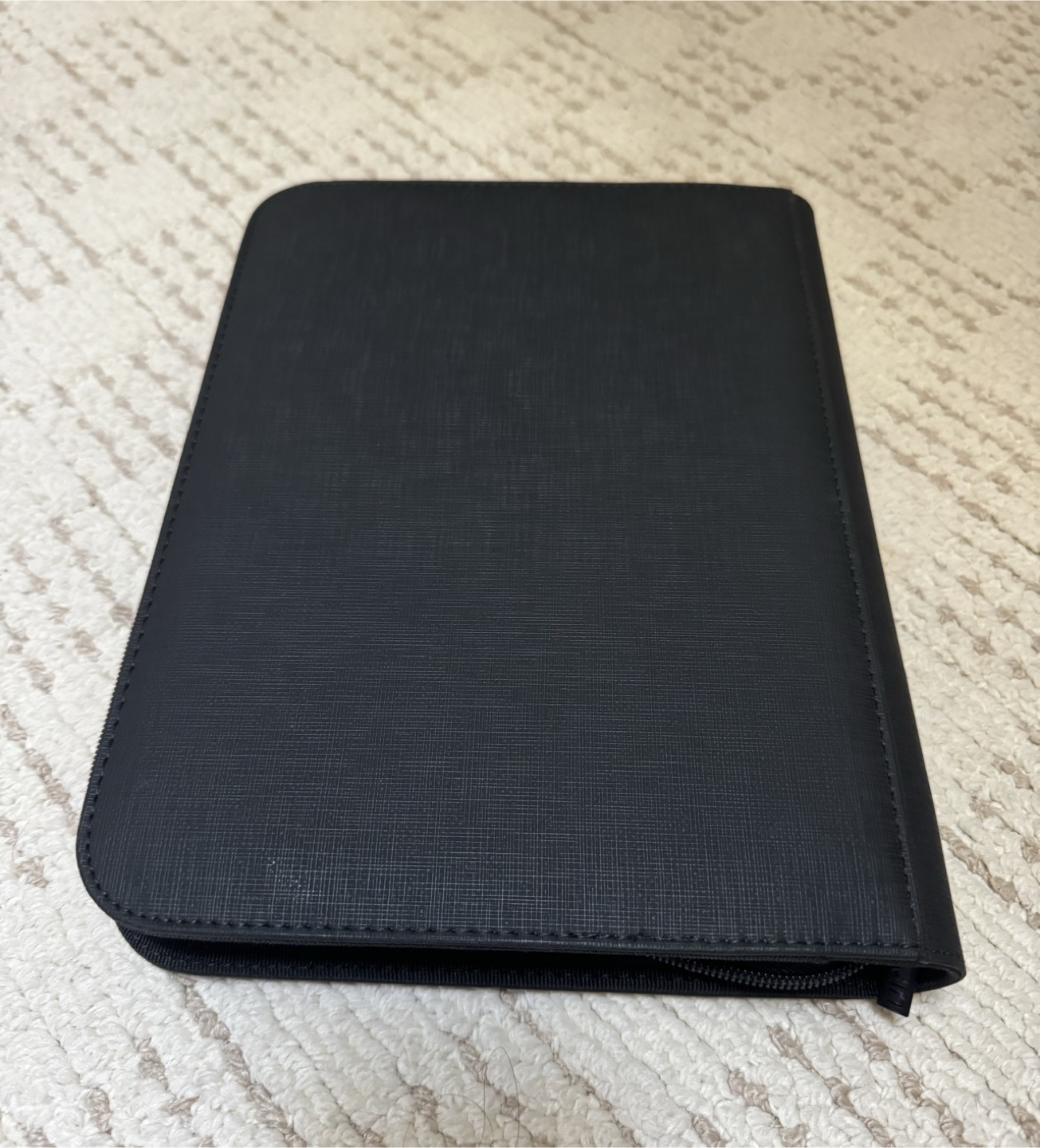 Ultra Pro Black Zippered Card Toploader Binder - photo 4