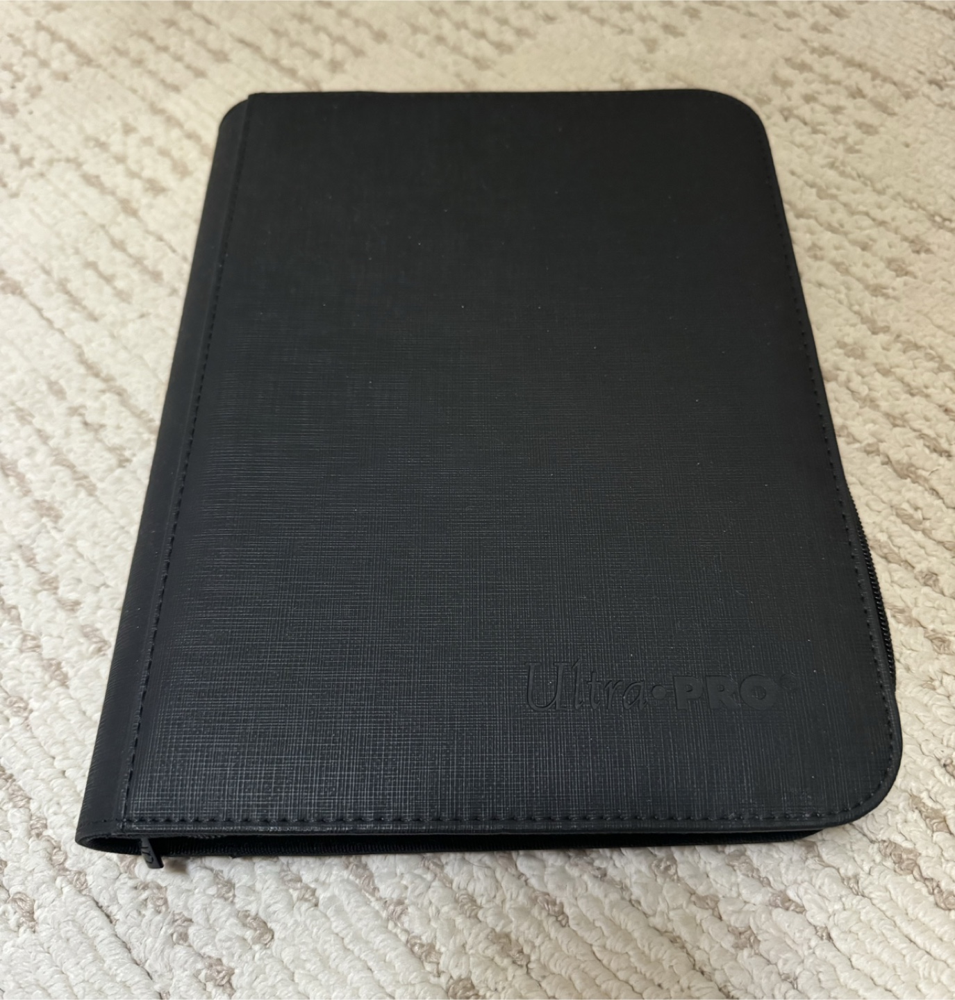 Ultra Pro Black Zippered Card Toploader Binder