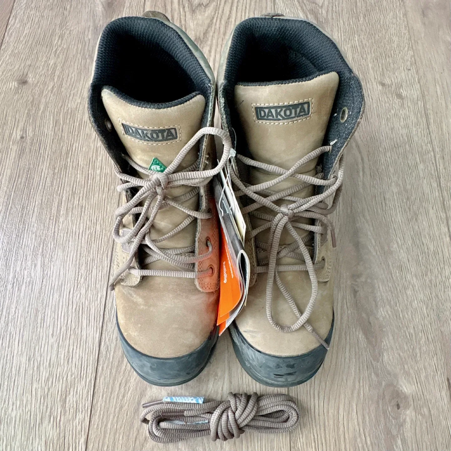 New Dakota women’s mid cut work boots size 8 image indicator(6)