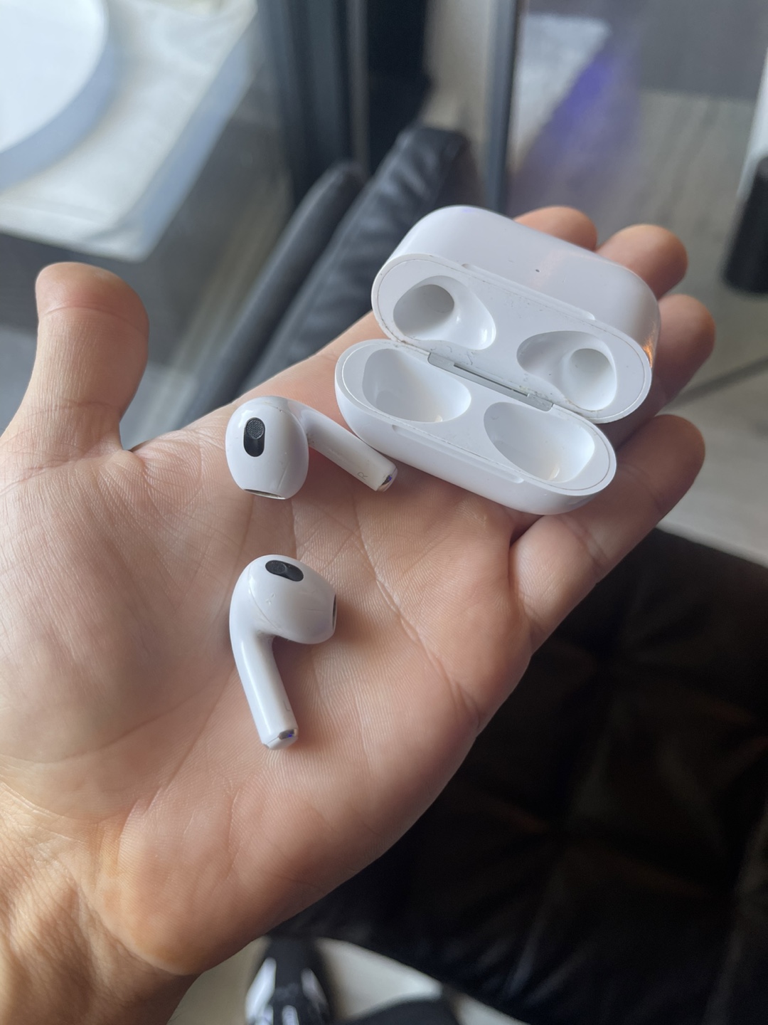 Apple AirPods (3rd generation) - photo 4