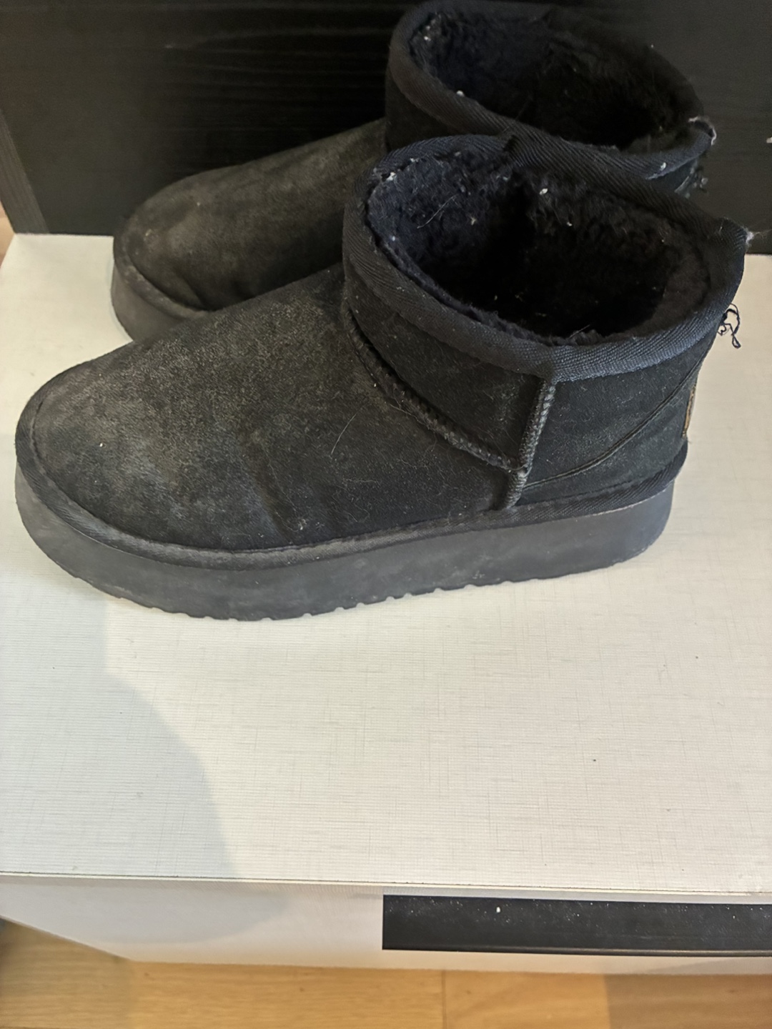 Ugg Black Mini Boots Dupes - photo 2