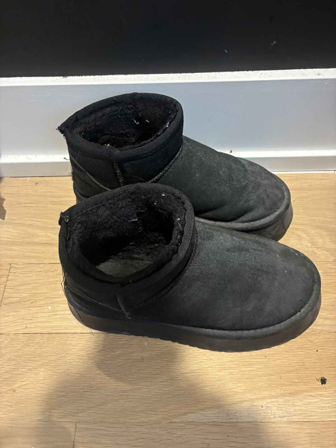 Ugg Black Mini Boots Dupes - photo 3