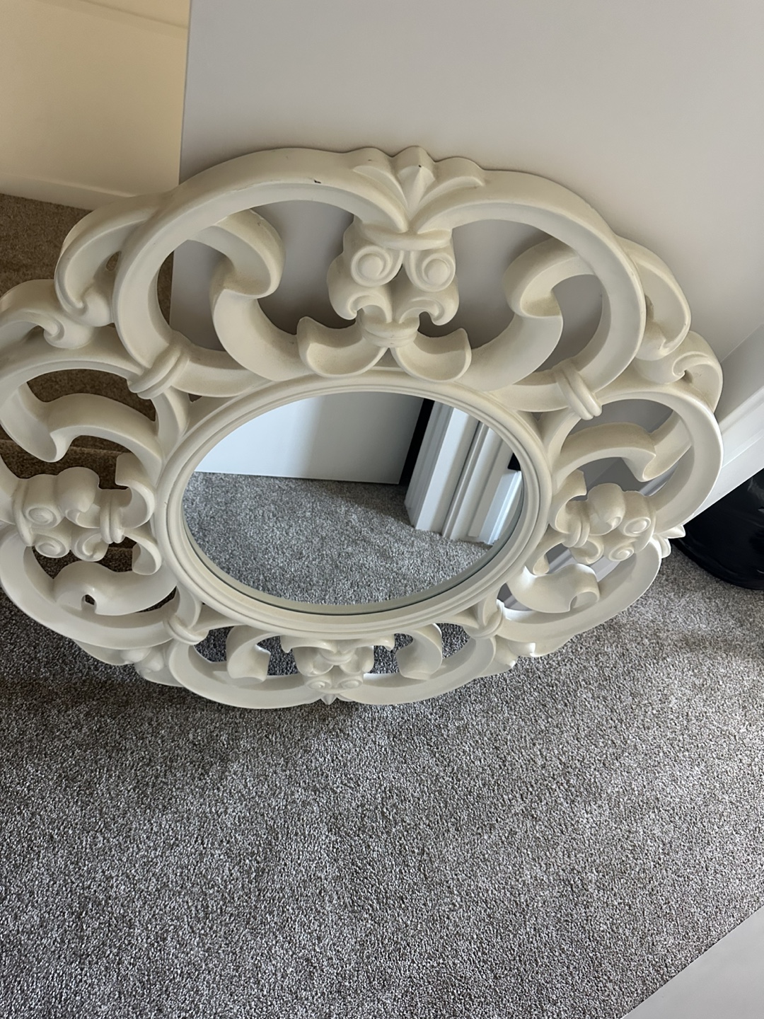 White Ornate Round Wall Mirror - photo 3