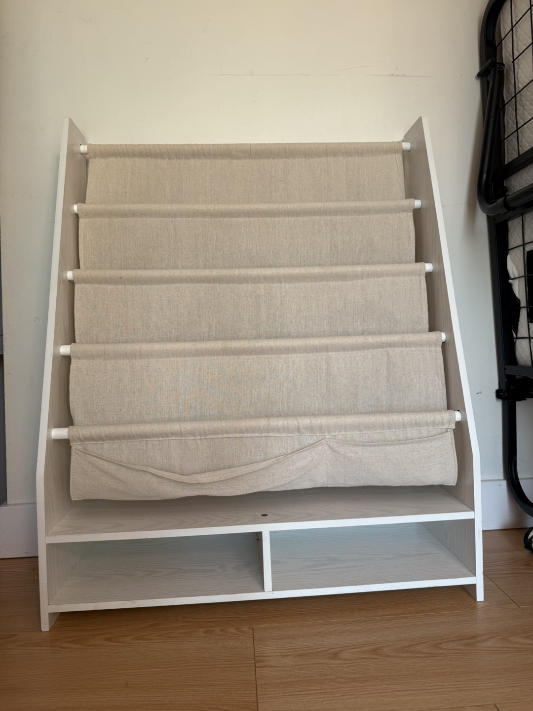 Kids Book Rack - Neutral Colour