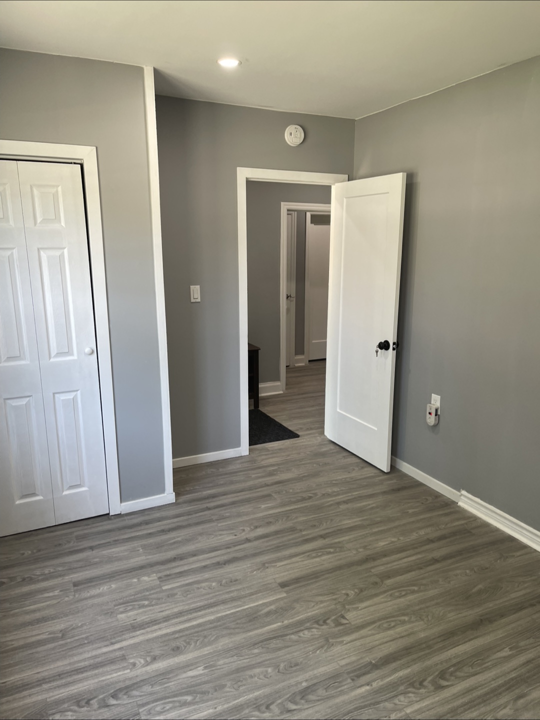 Private Room For Rent - photo 3