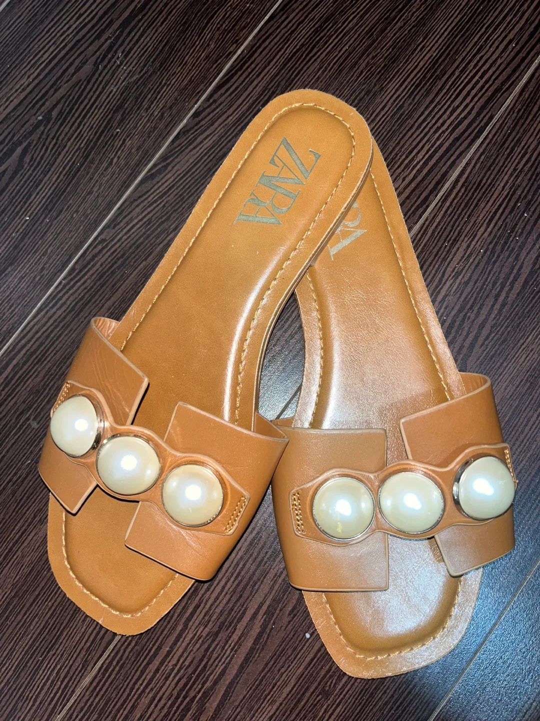 Zara Pearl Embellished Sandals - Size 8.5 image indicator(2)