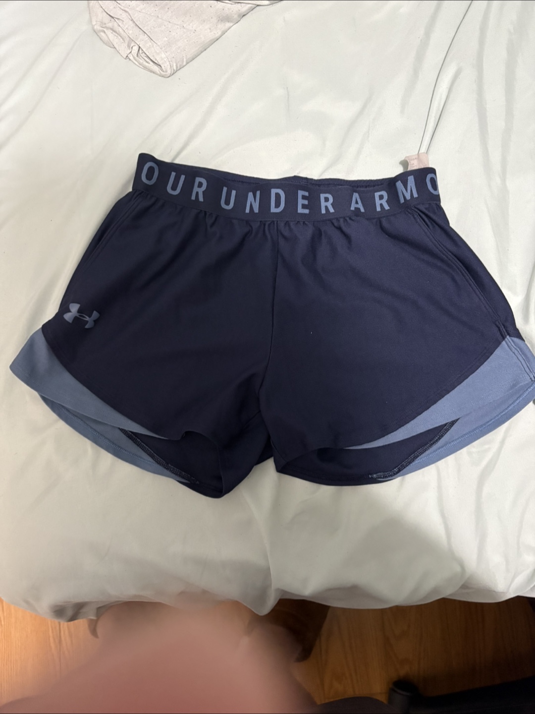 Under Armour HeatGear Shorts - Size Small