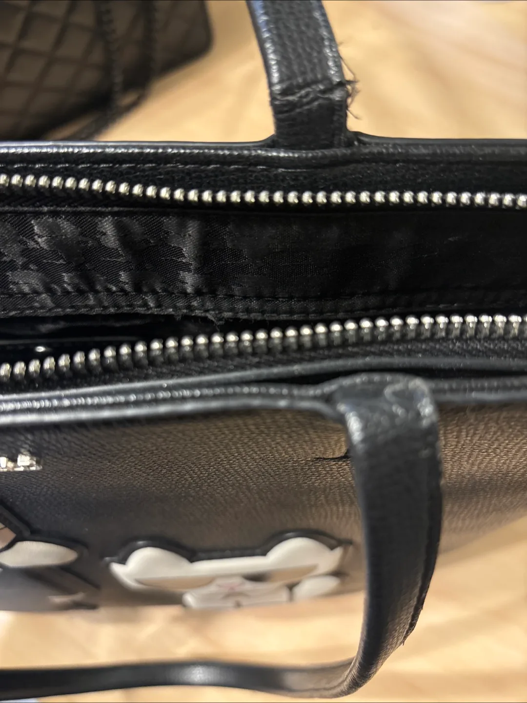 Karl Lagerfeld Paris Black Tote Bag image indicator(2)