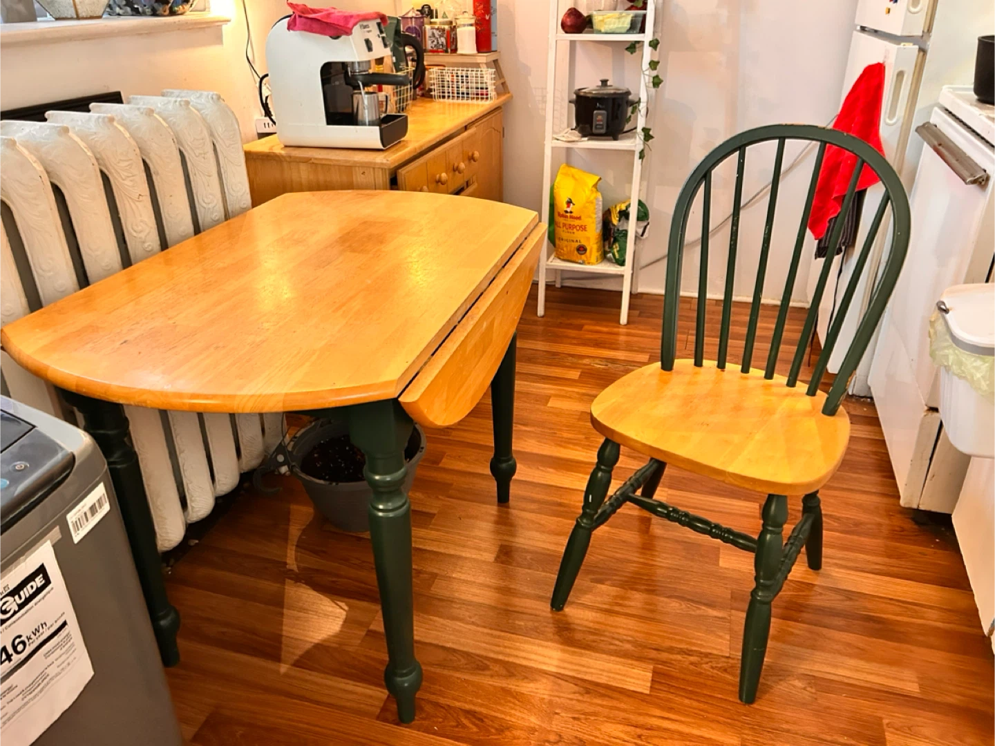 Drop Leaf Kitchen Table - Round