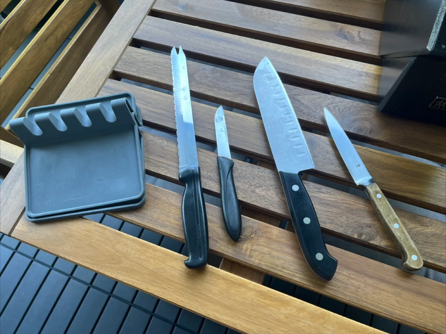 Zwilling J.A. Henckels Knife Block Set image indicator(3)