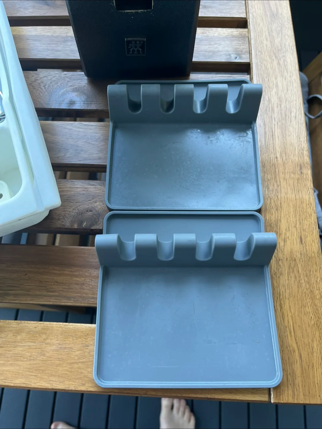 Zwilling J.A. Henckels Knife Block Set image indicator(2)