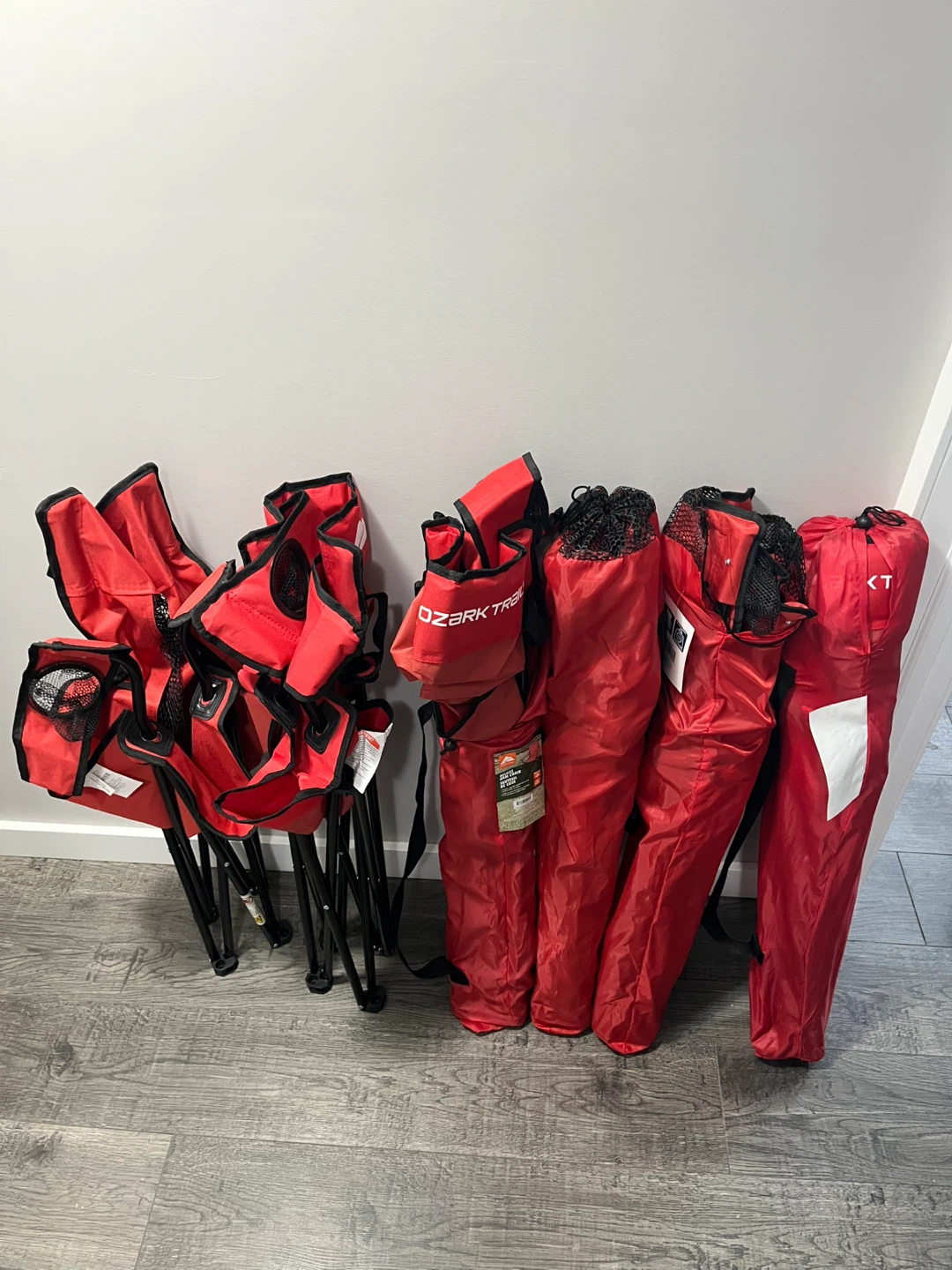 🔥🔥6 Ozark Trail Camping Chairs - Red