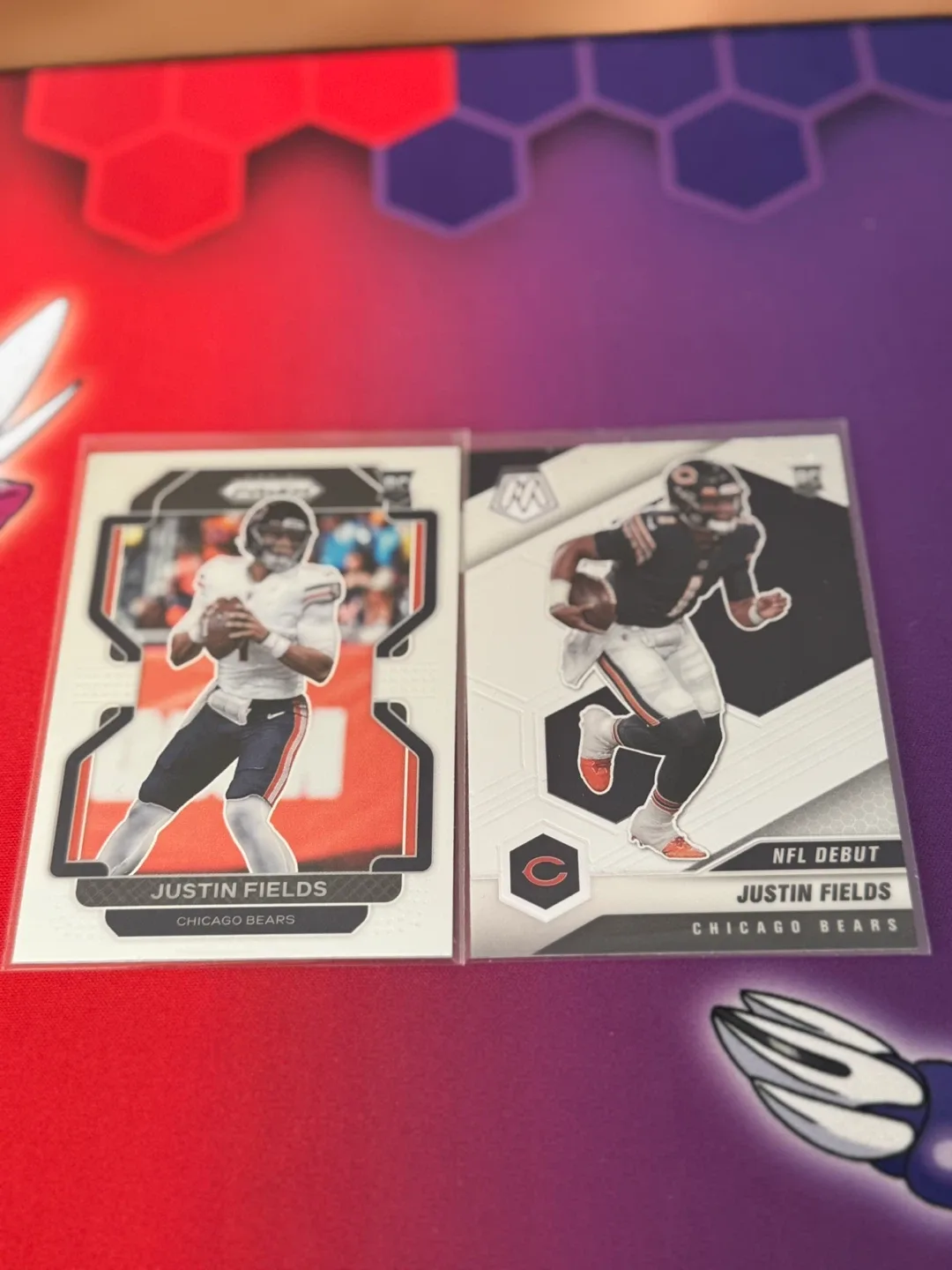 Justin Fields Chicago Bears Football Cards thumbnail