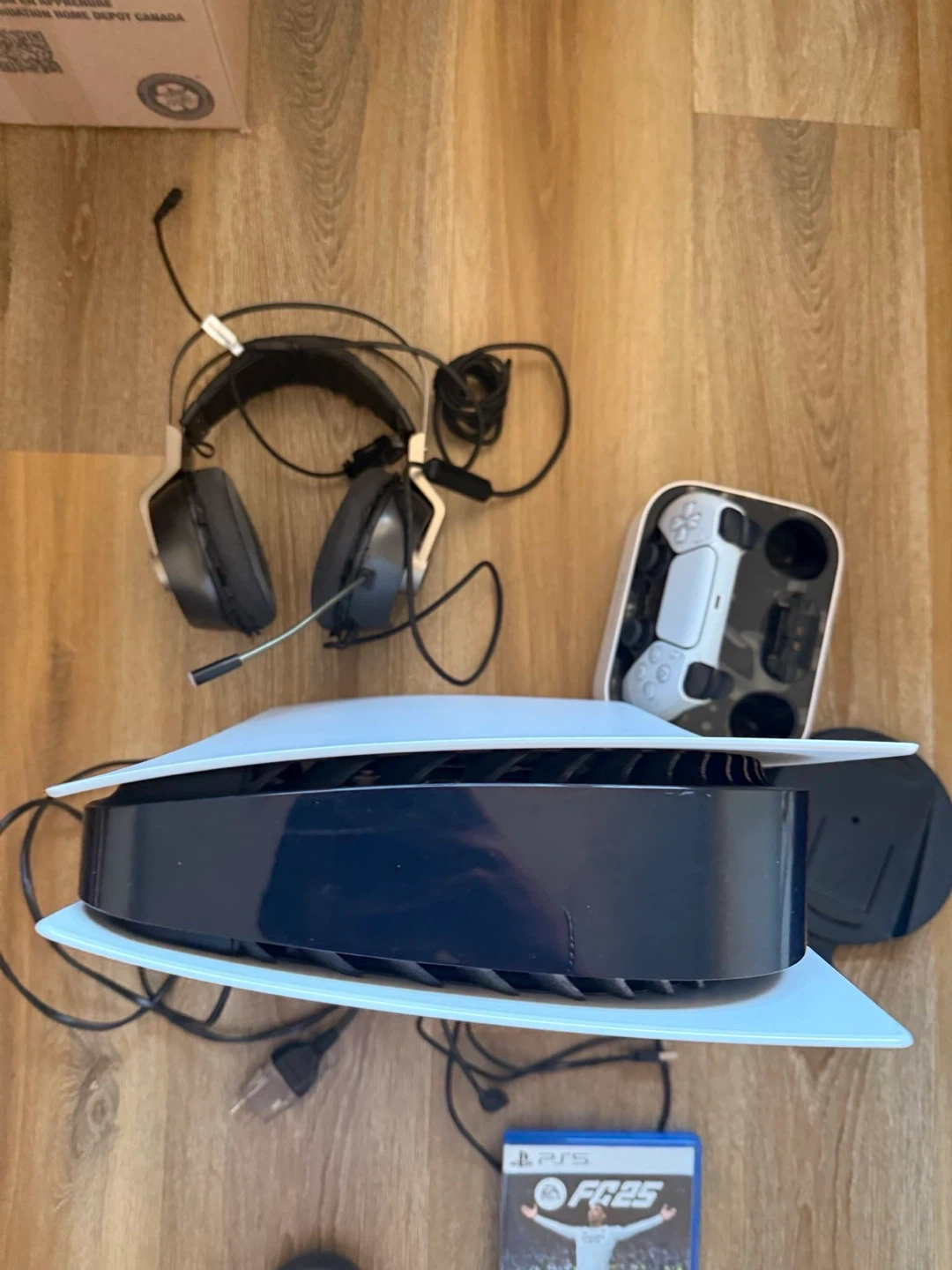 PlayStation 5 (PS5) Console - photo 2