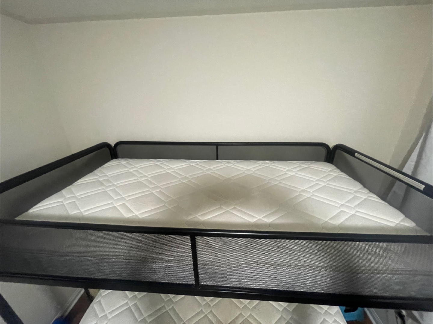 Black Metal Triple Bunk Bed - photo 2