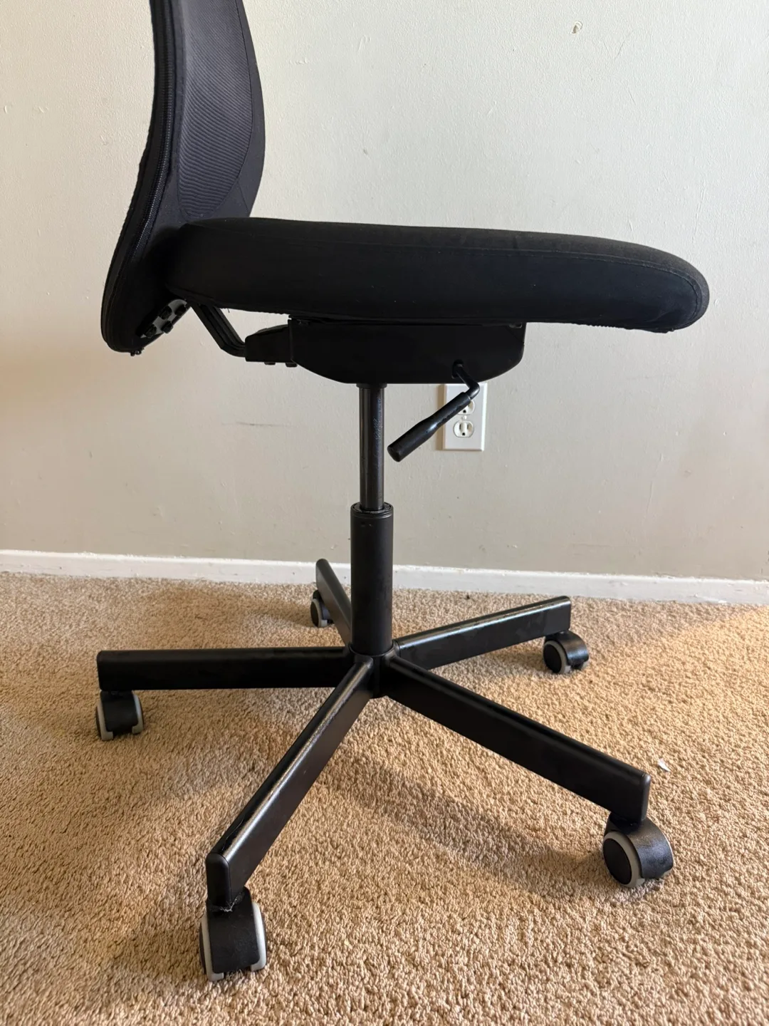 Black Mesh Office Chair image indicator(2)