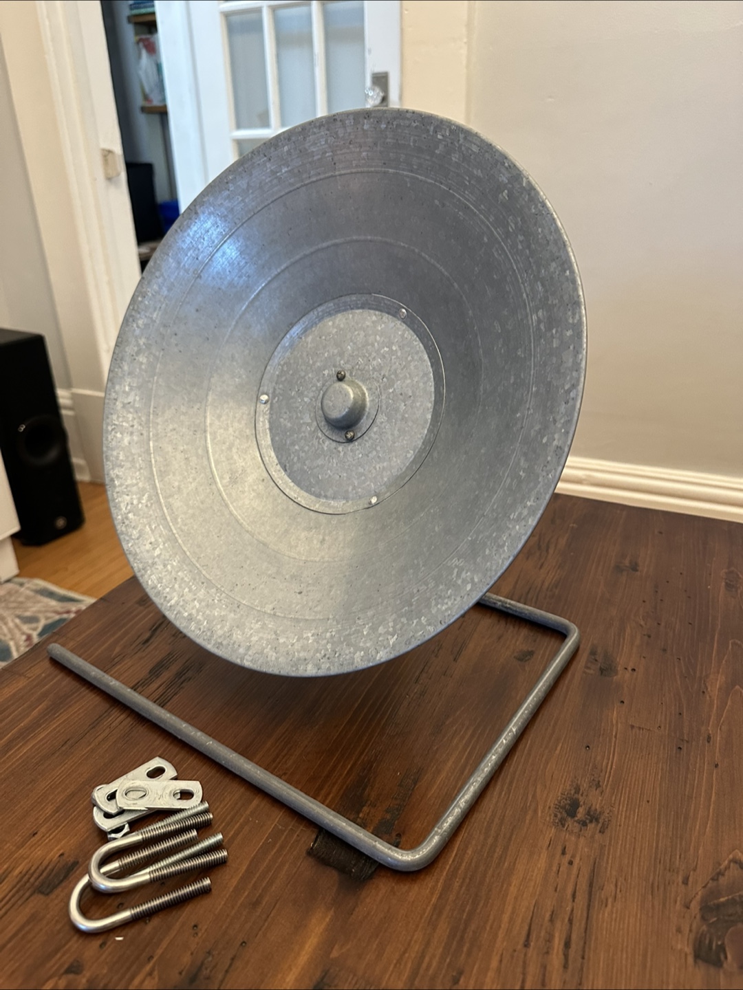 Flying Saucer chinchilla wheel