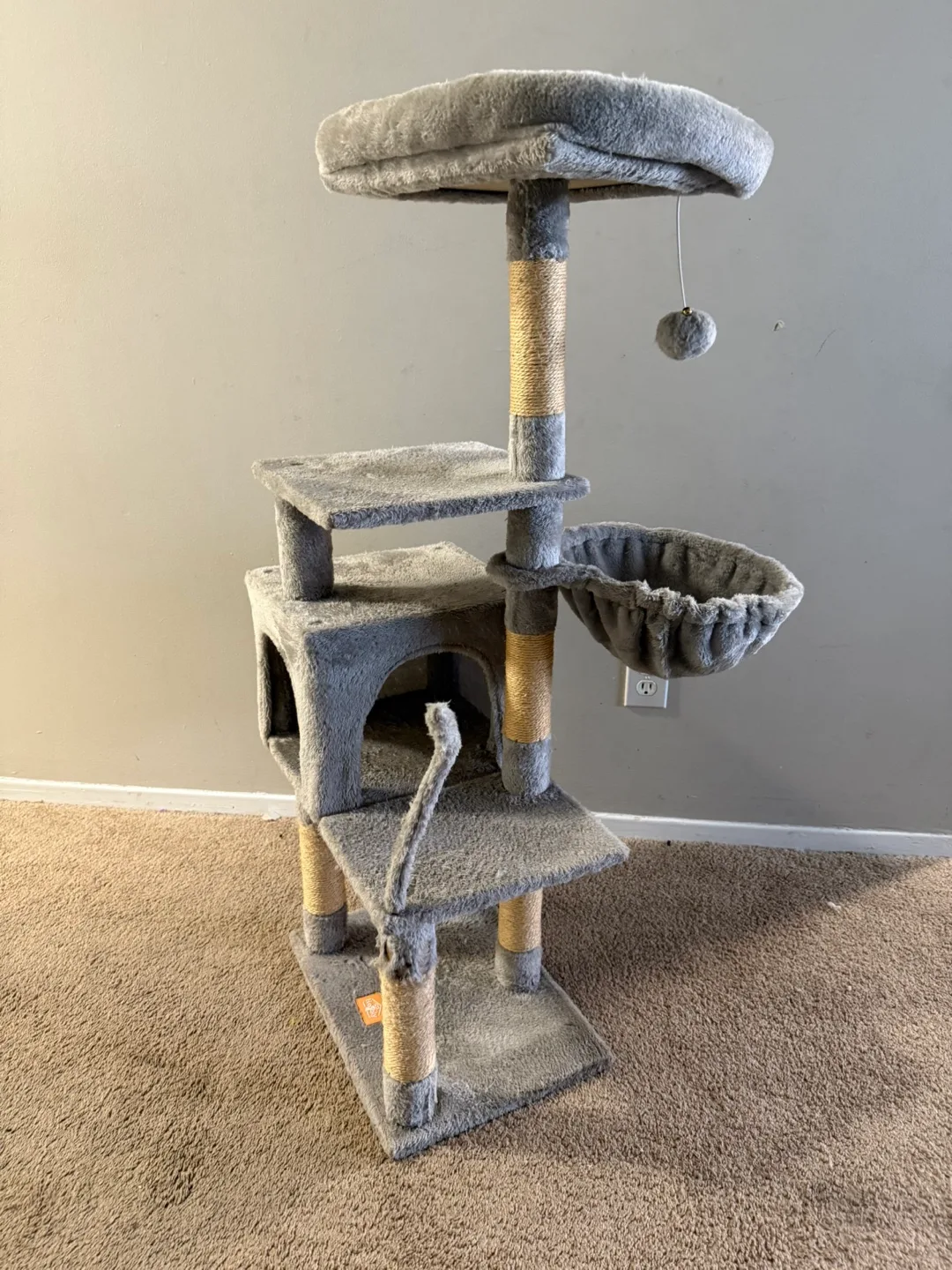 Cat Tree with Scratching Posts image indicator(5)