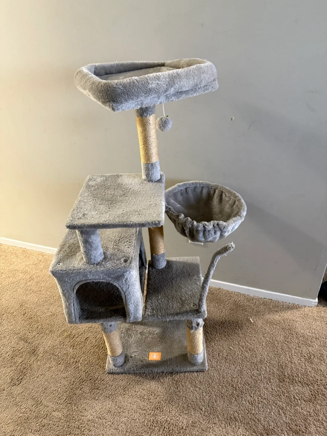Cat Tree with Scratching Posts image indicator(2)