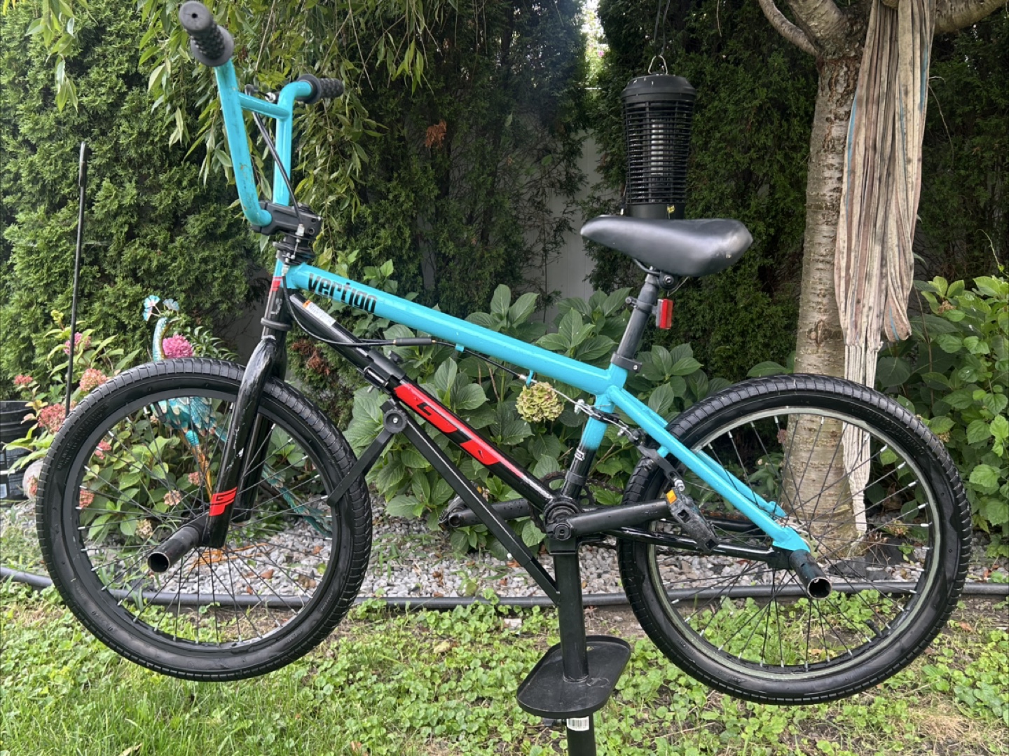 GT Vertigo BMX Bike - Blue & Black - photo 2