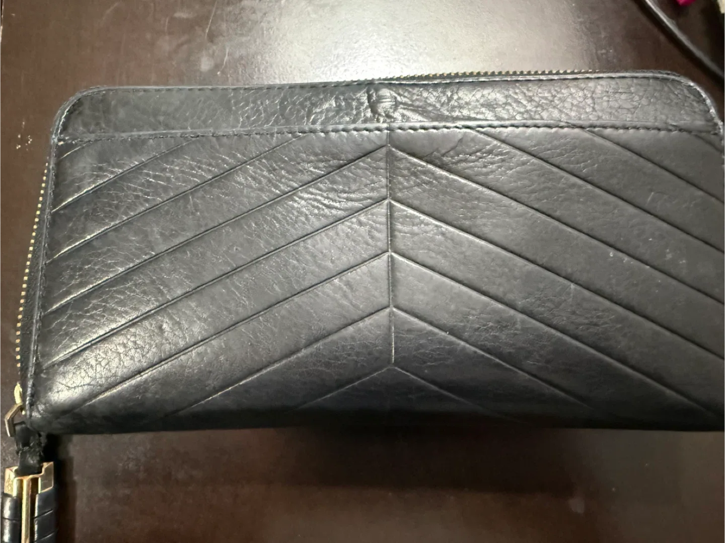 Stella &Dot Covet Black Chevron Wallet image indicator(3)