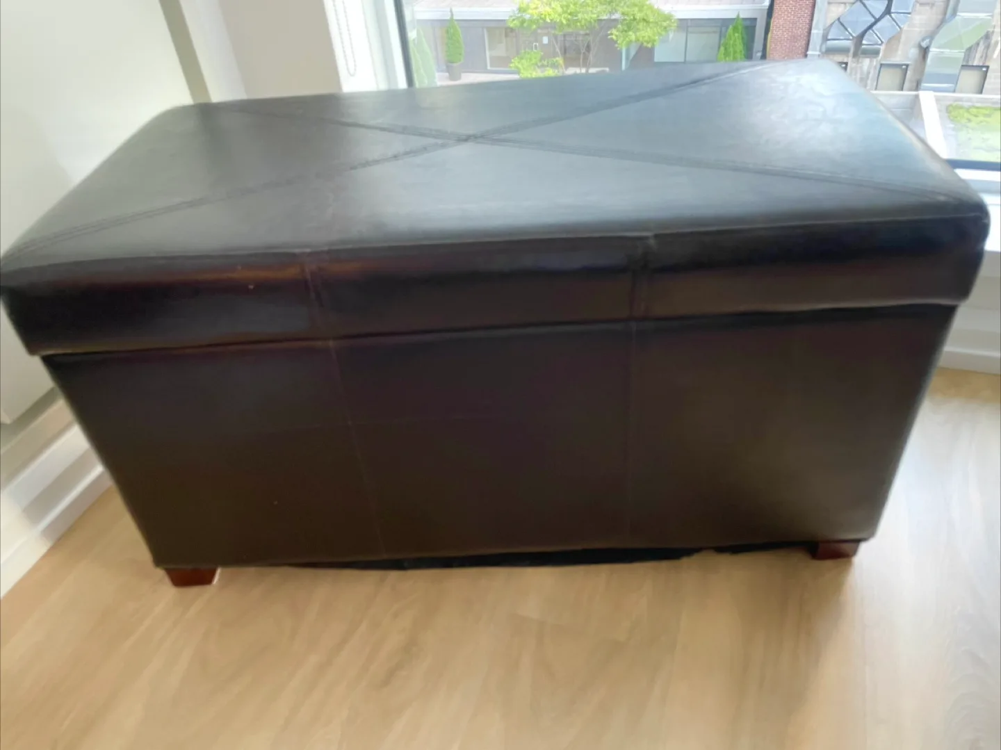 Storage Bench / Ottoman, Chocolate Brown Faux Leather image indicator(3)