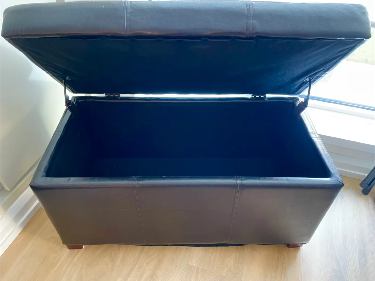 Storage Bench / Ottoman, Chocolate Brown Faux Leather image indicator(2)