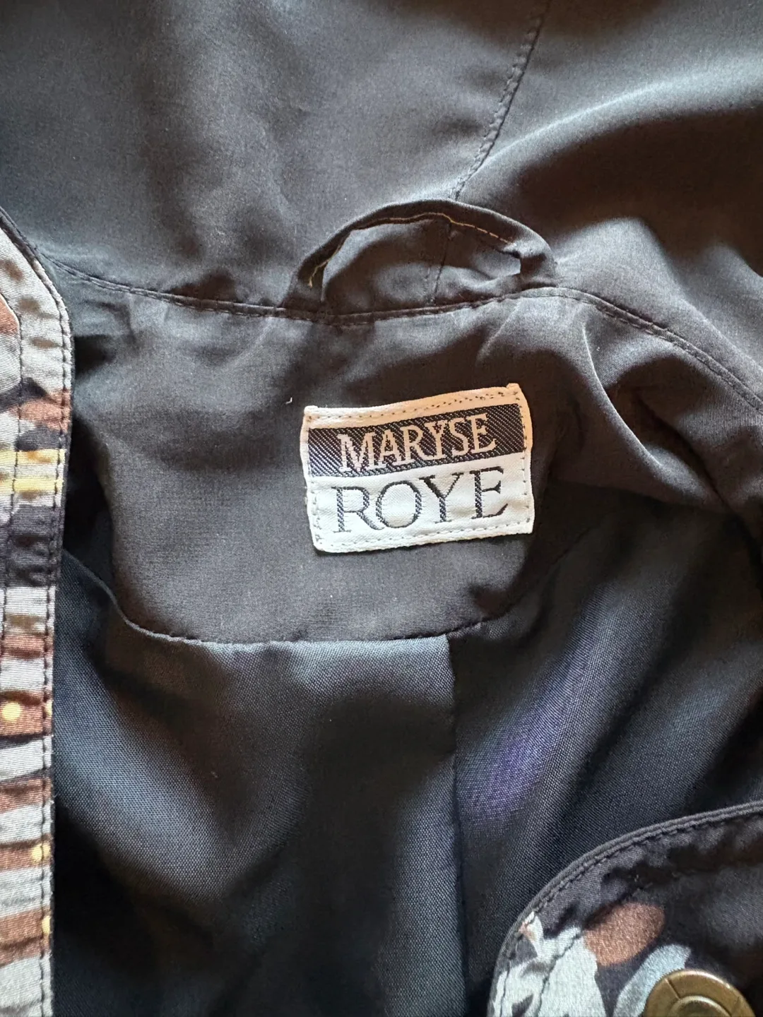 Maryse Roye Hooded Jacket image indicator(4)