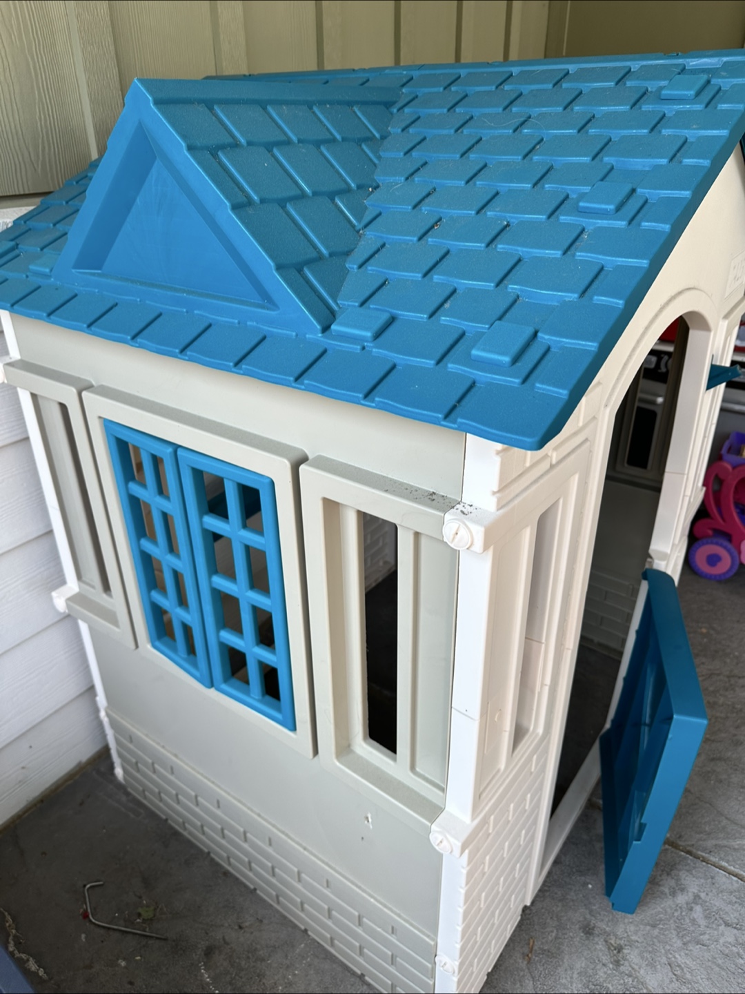 Little Tikes Playhouse - photo 4