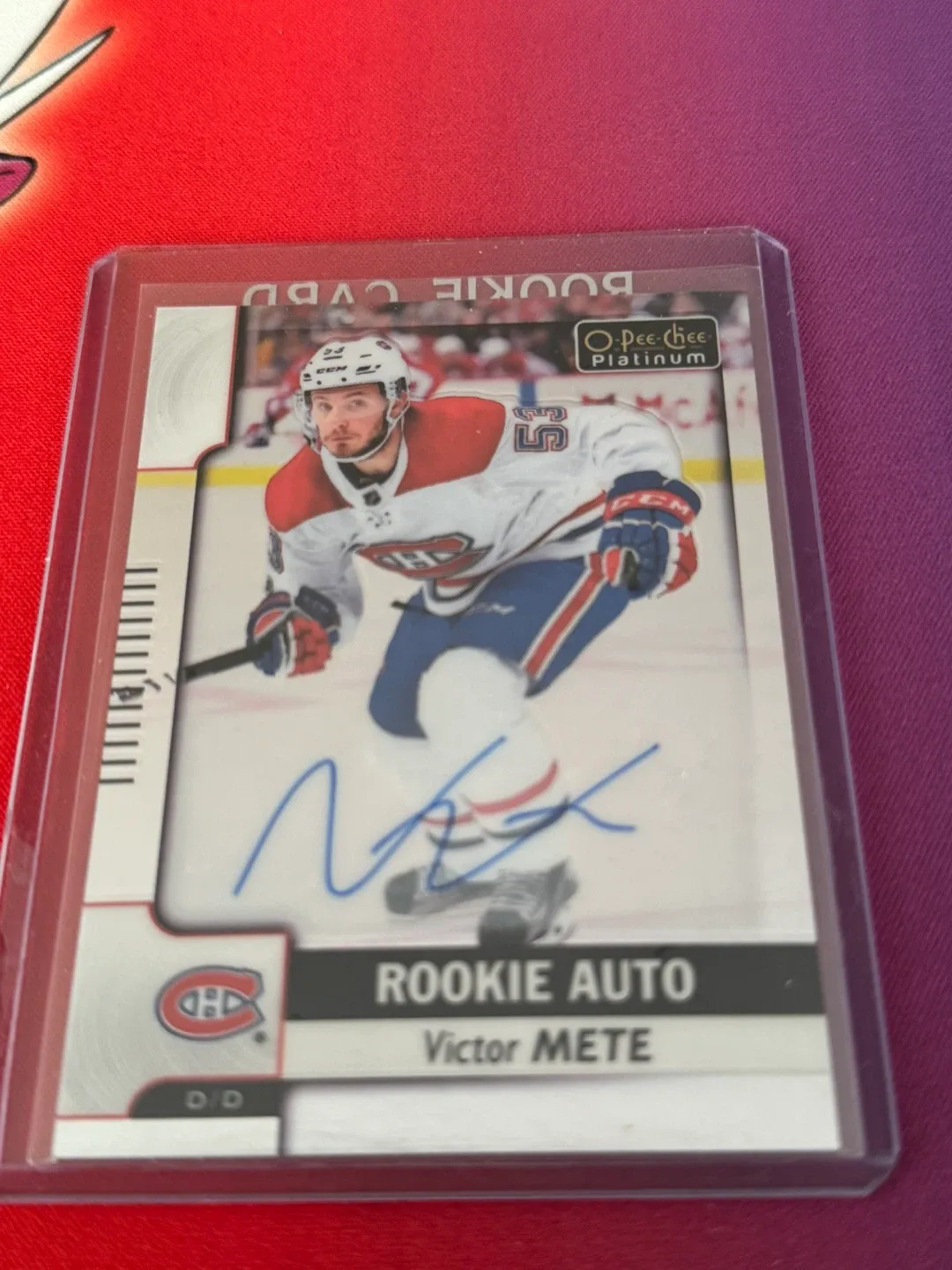 Hockey Trading Cards - Signed Rookie Cards image indicator(8)