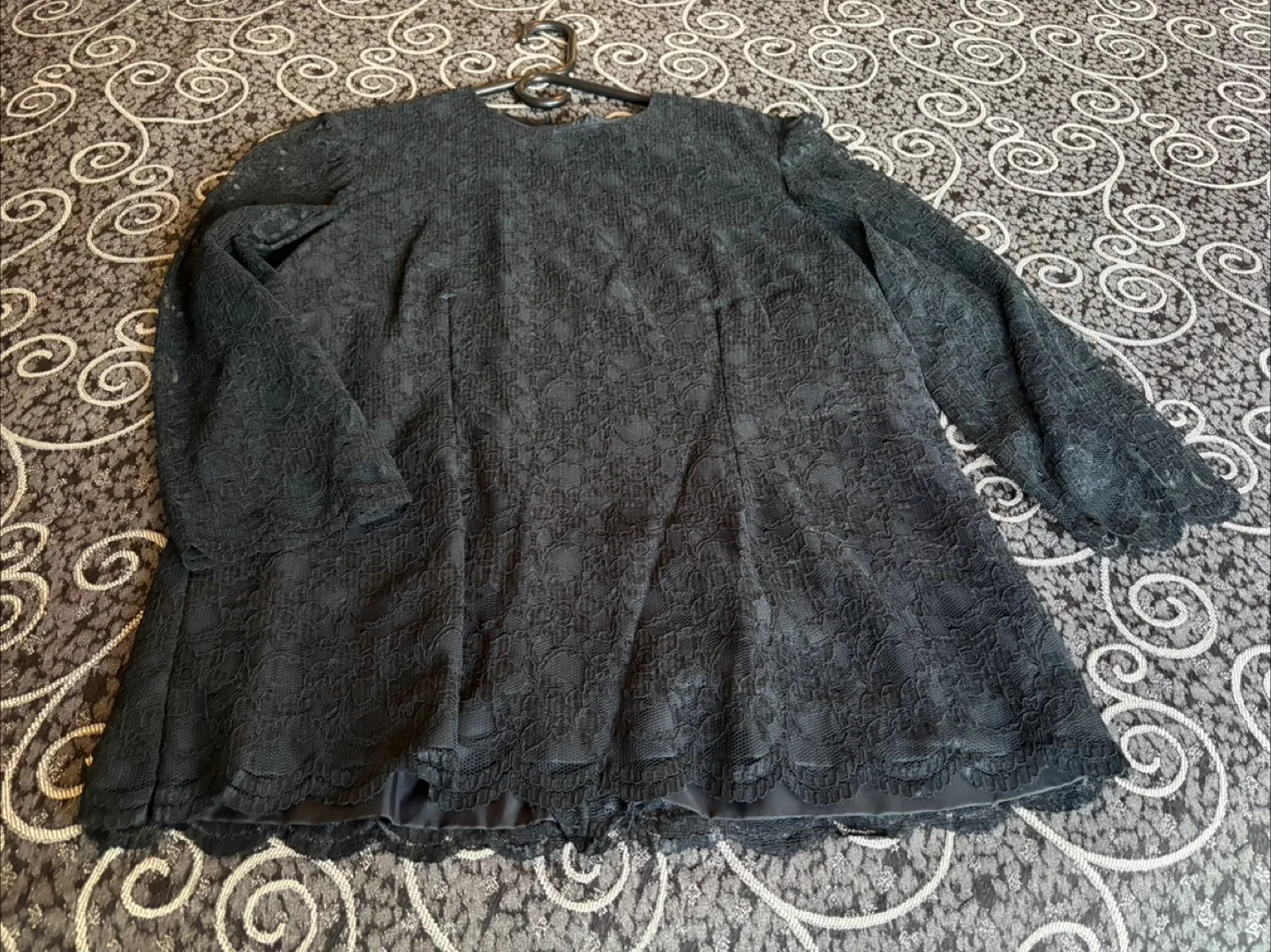 Black Lace Long Sleeve Top