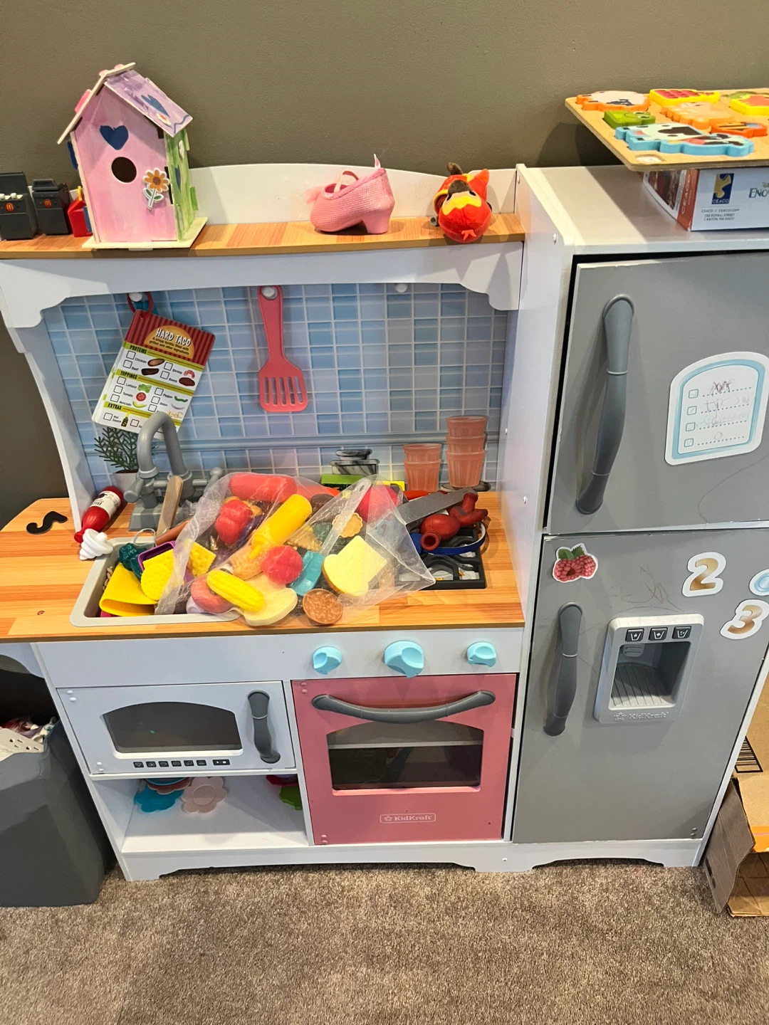 KidKraft Play Kitchen