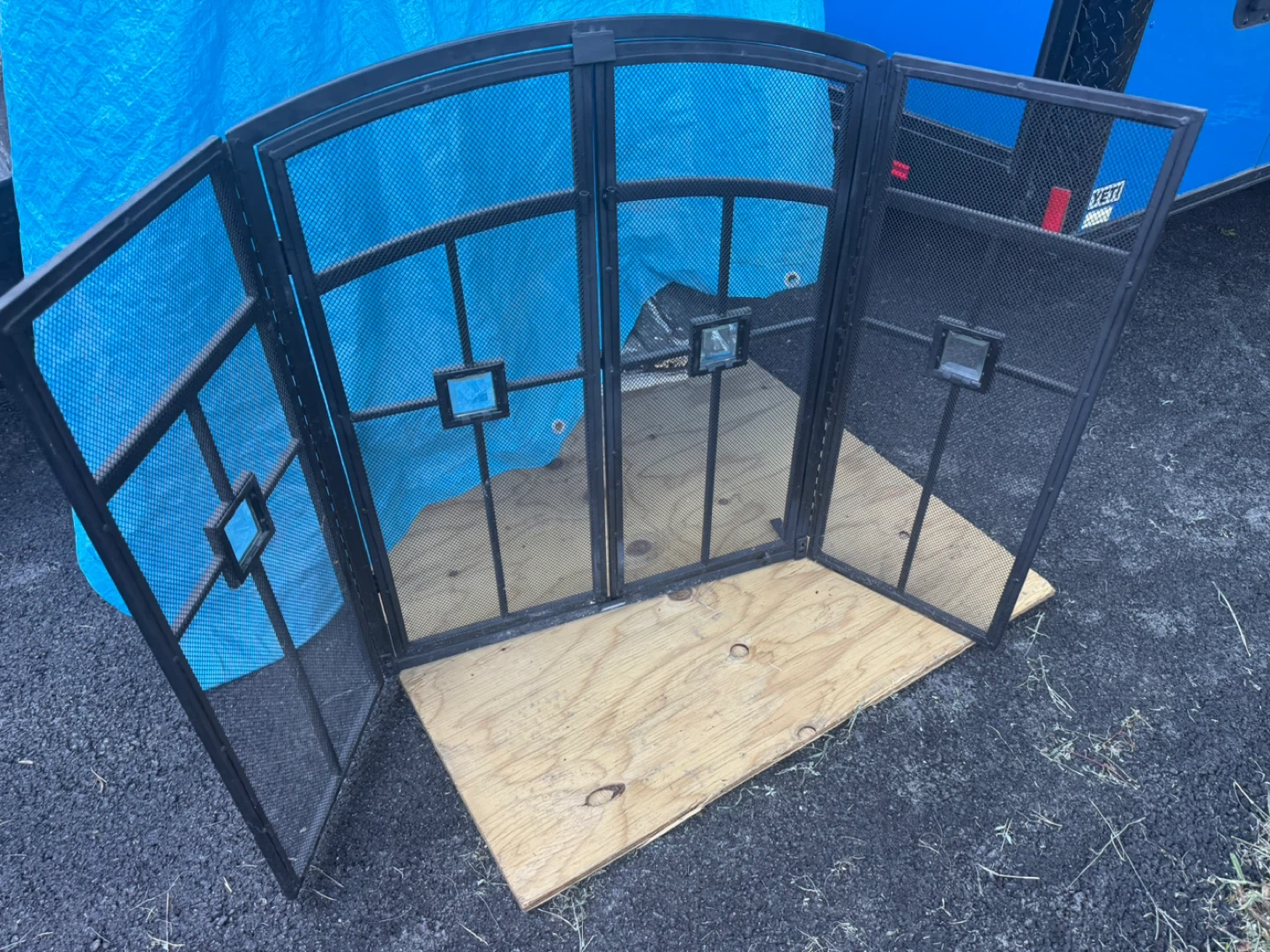 Black Metal Fireplace Screen - photo 2