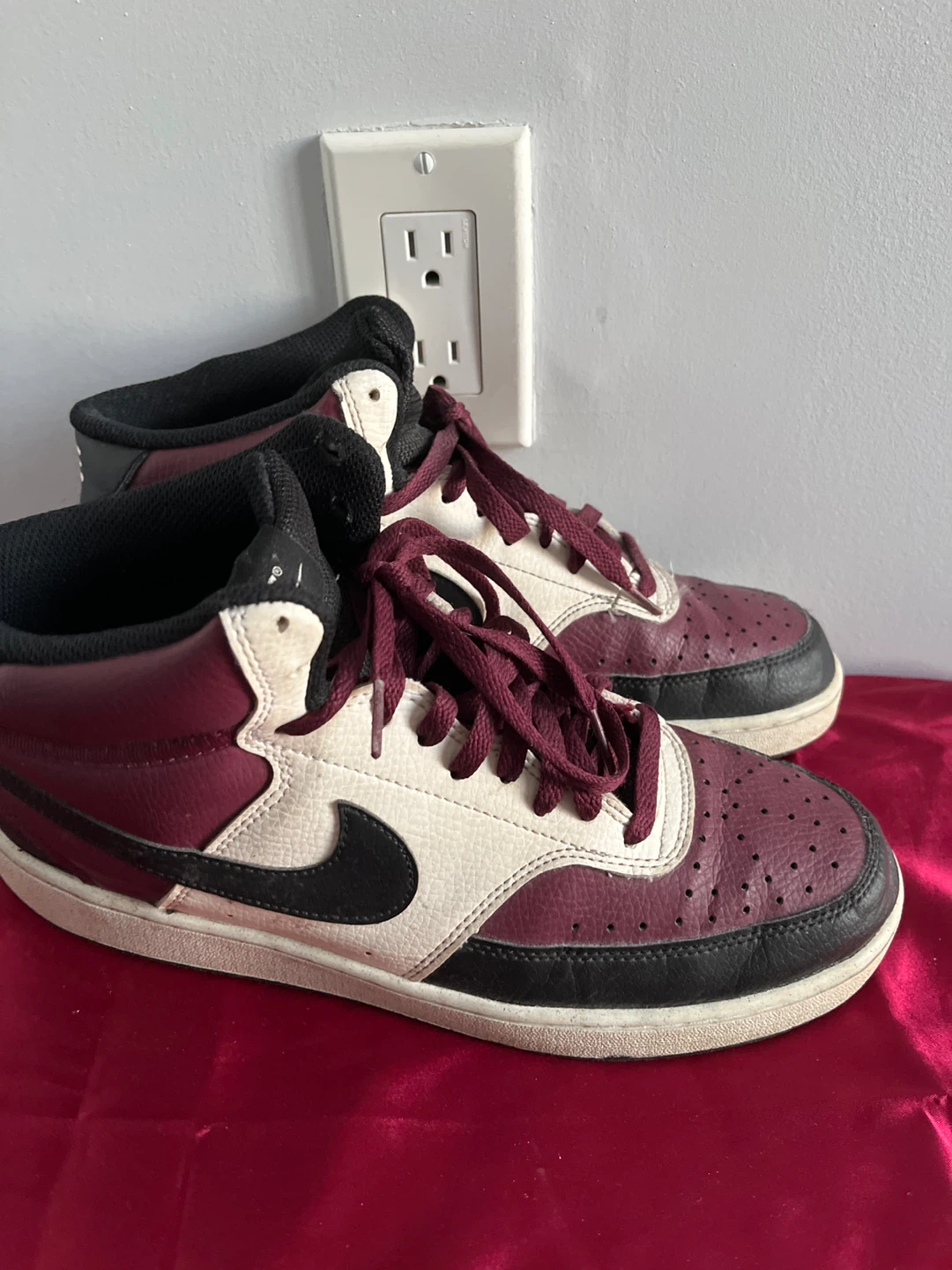 Nike Purple and White Shoes - photo 3