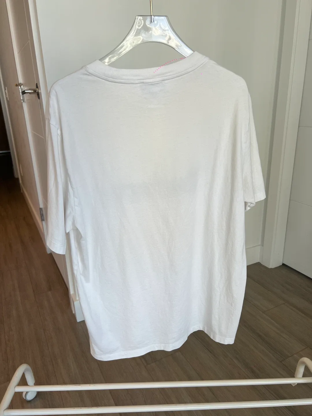 Burberry of London White T-Shirt Size Small image indicator(5)