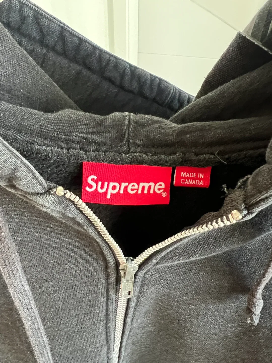 Supreme Zip Up Hoodie - Black, Size Medium image indicator(3)